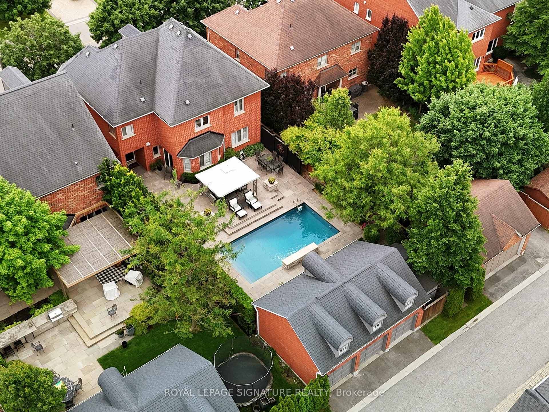 84 Angus Glen Boulevard photo 40