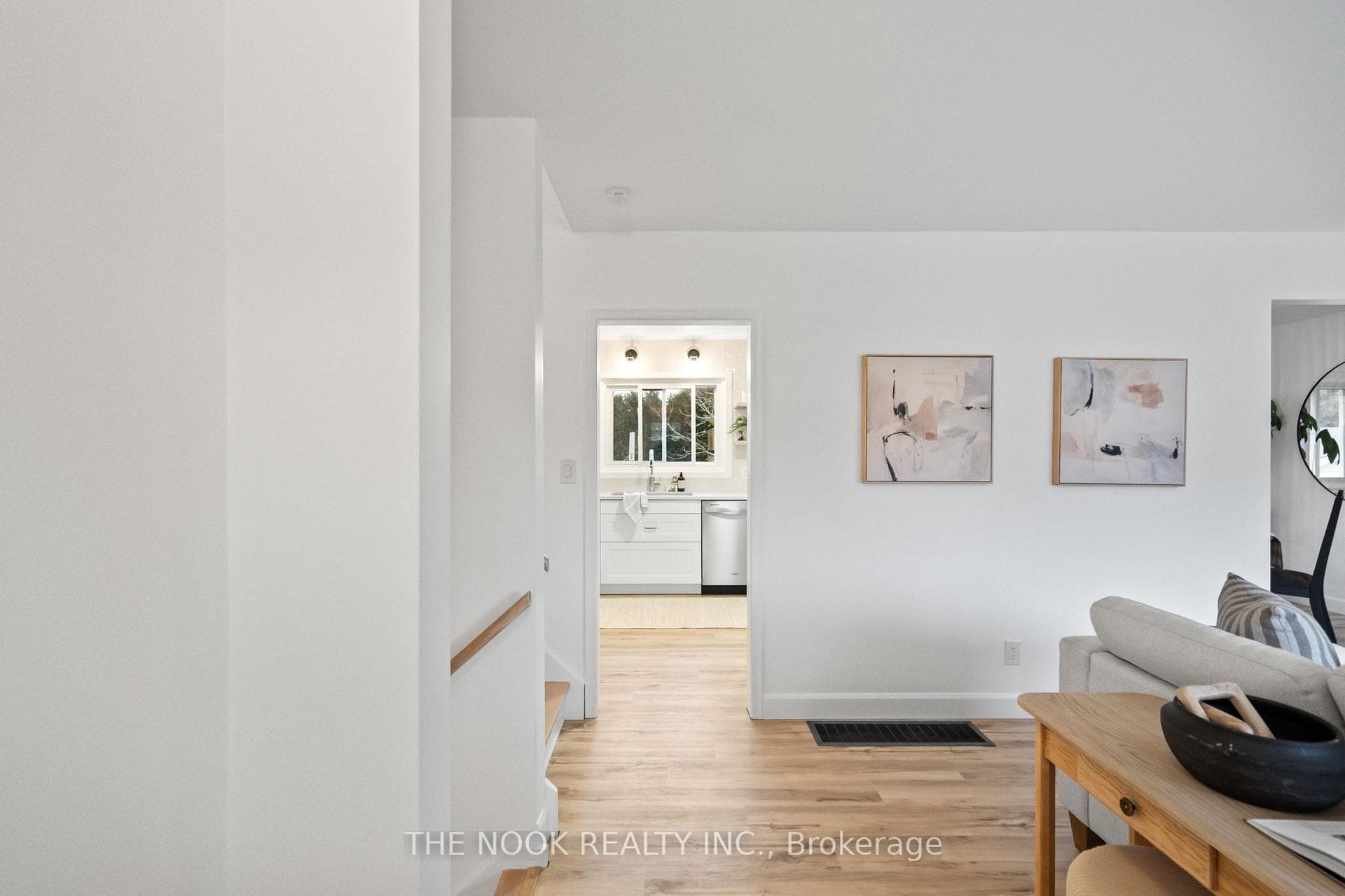 12 Heneage Street photo 3