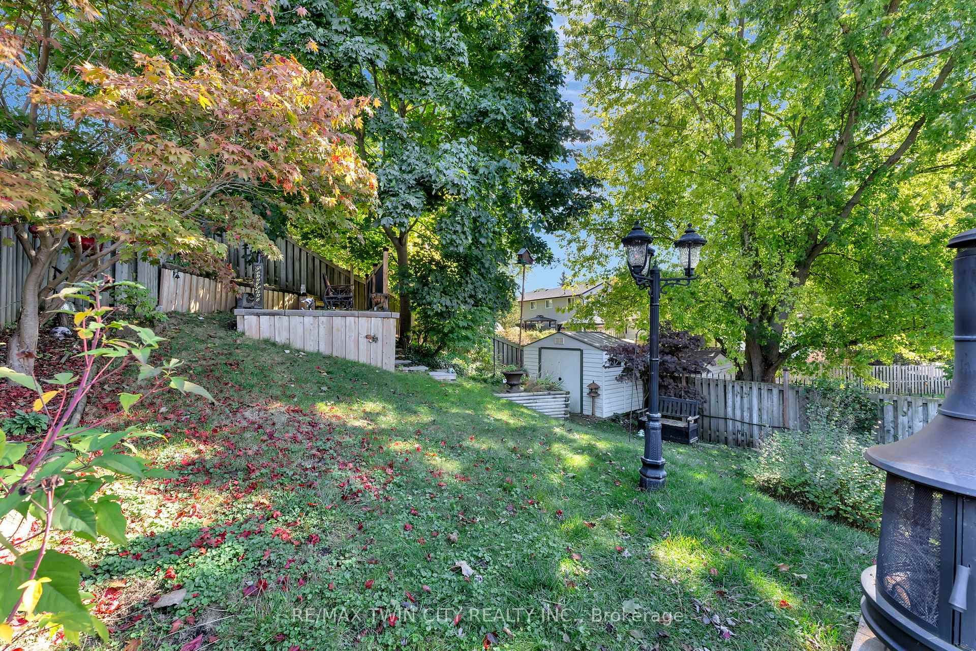 1259 Swan Street photo 28