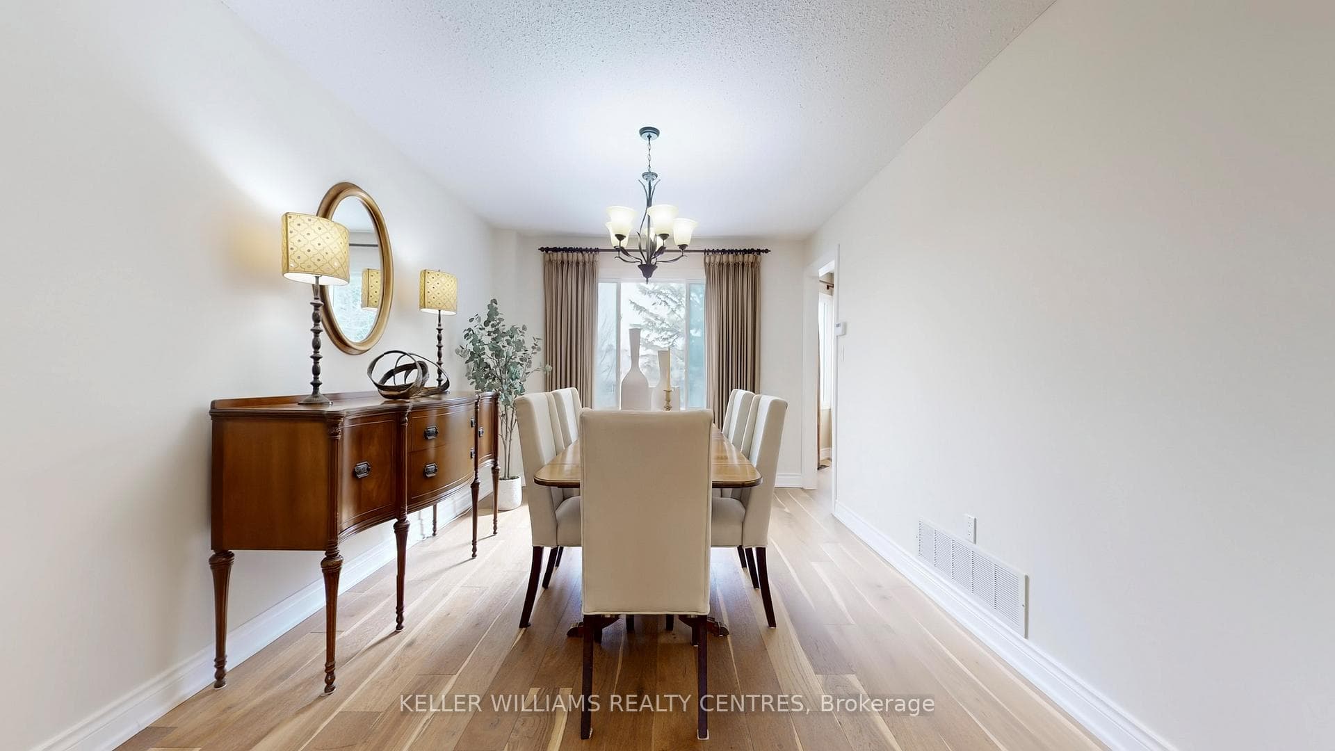15 Beatty Crescent photo 10