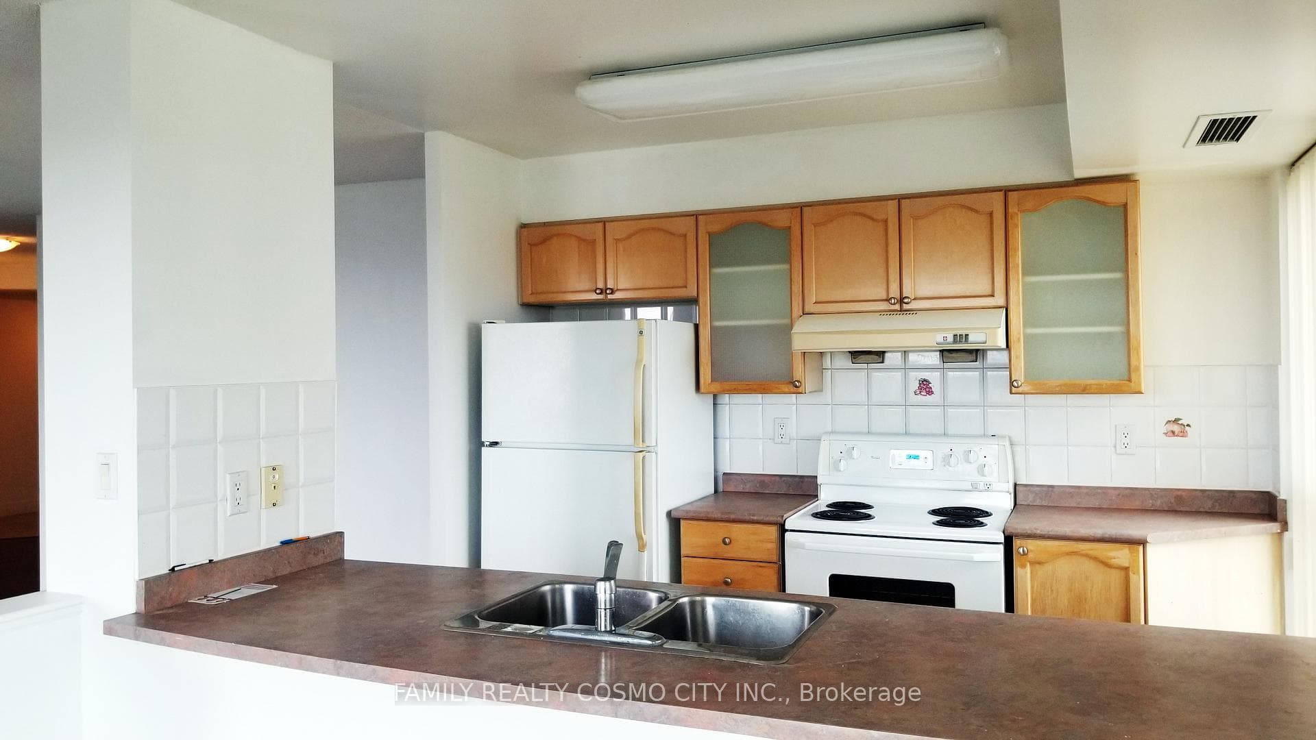 188 Doris Avenue Unit 1206 photo 3
