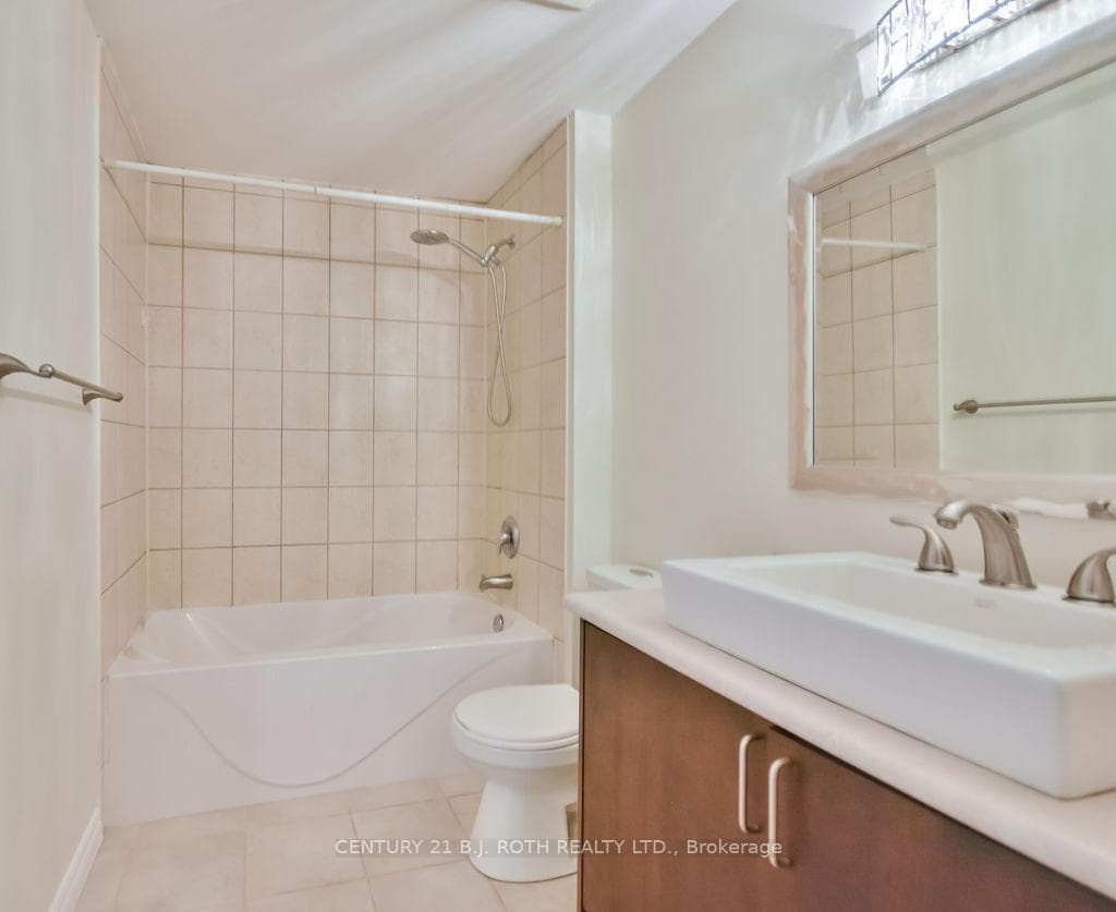 87 Goodwin Drive Unit 2 photo 12
