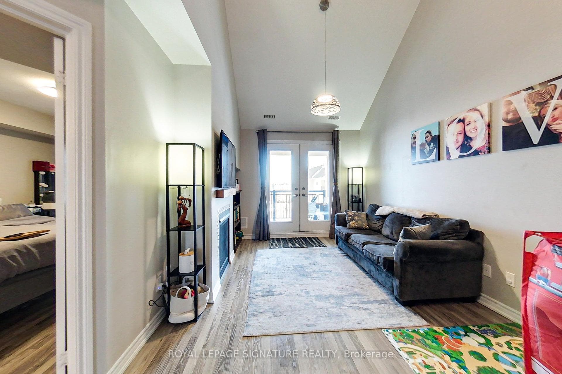 7 Anchorage Crescent Unit 304 photo 11