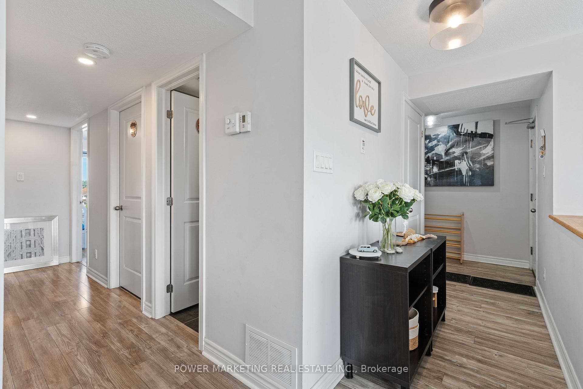 2240 Tenth Line Road Unit 8 photo 14
