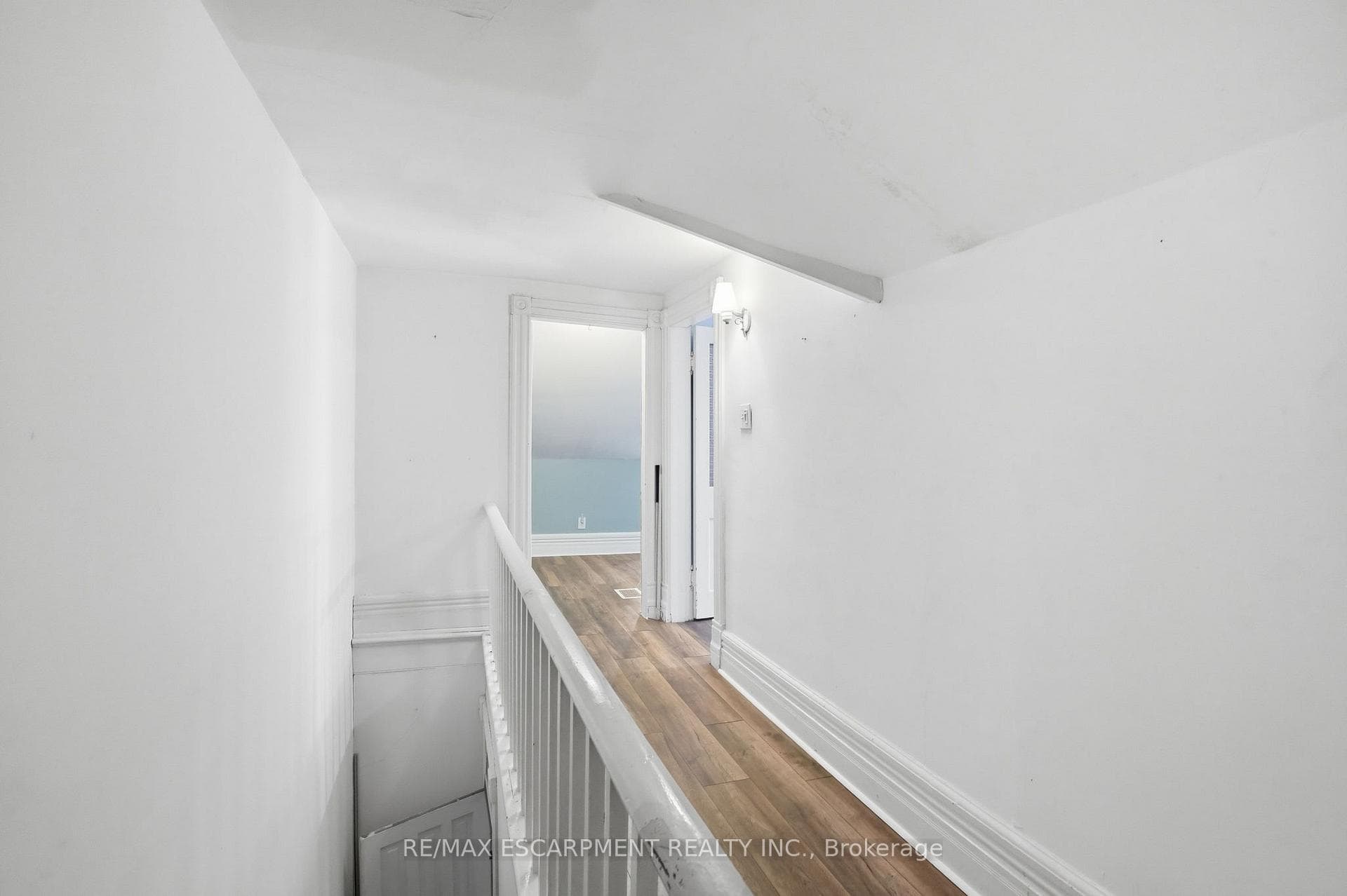 101 Victoria Avenue photo 33