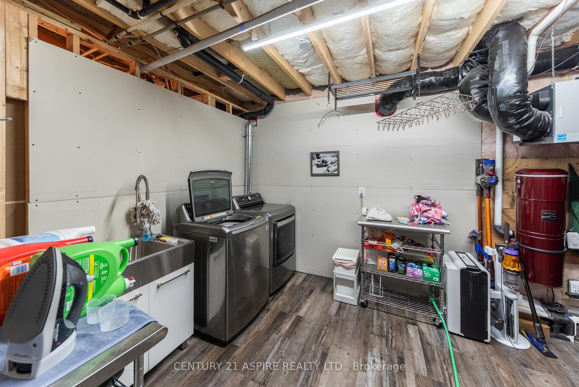1037 Butler Boulevard photo 27