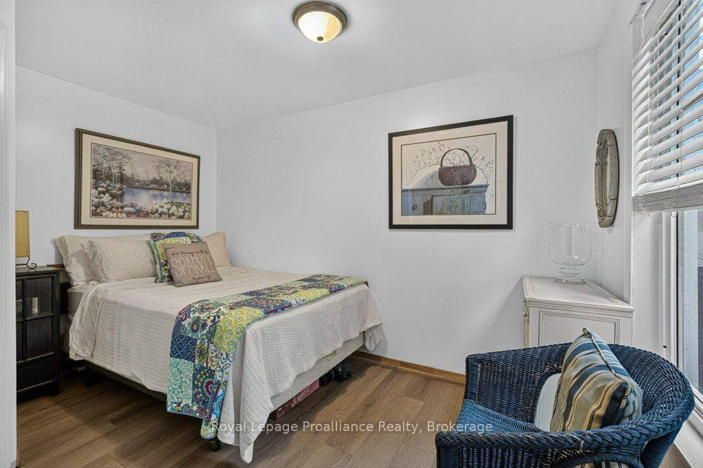 8477 Shearer Point Road photo 16