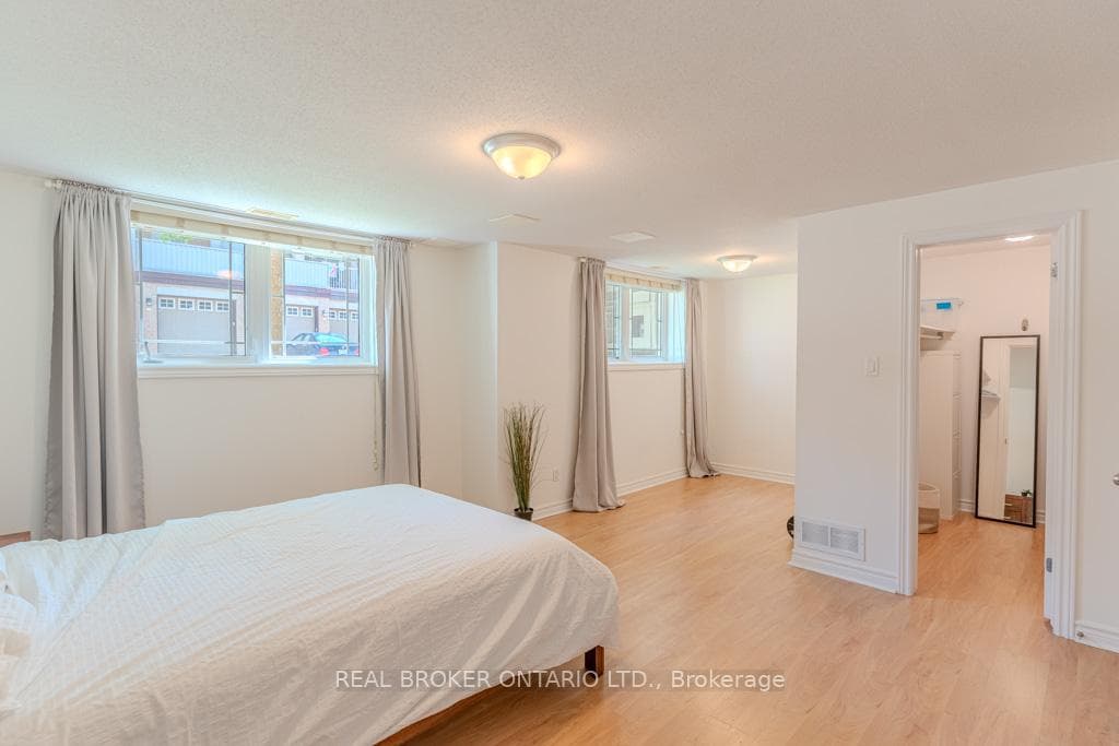 176 Paseo Private Unit 2 photo 21