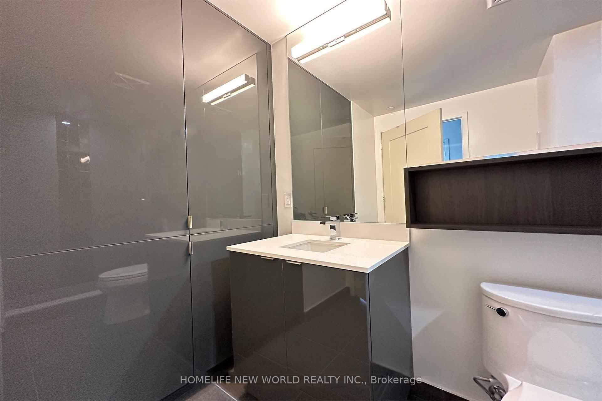 70 Princess Street Unit 2708 E photo 15