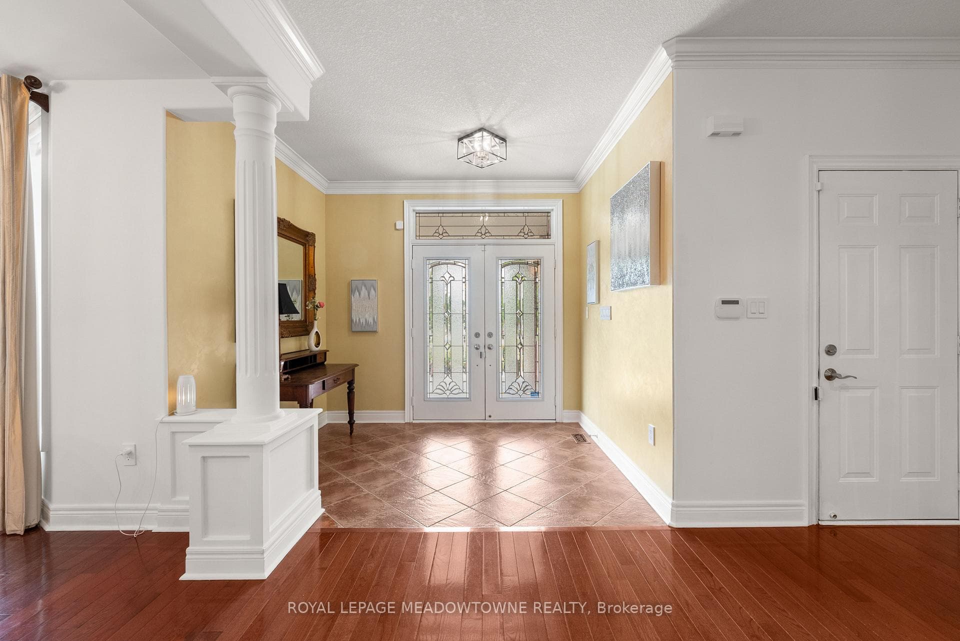 17 Mcnutt Street photo 2