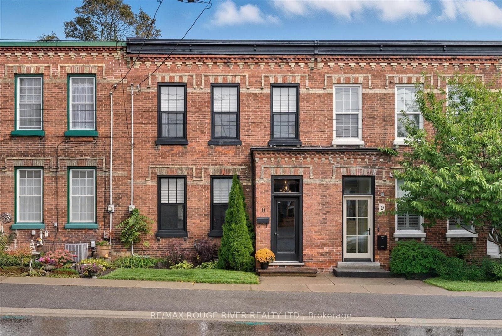 11 Bramley Street photo 2