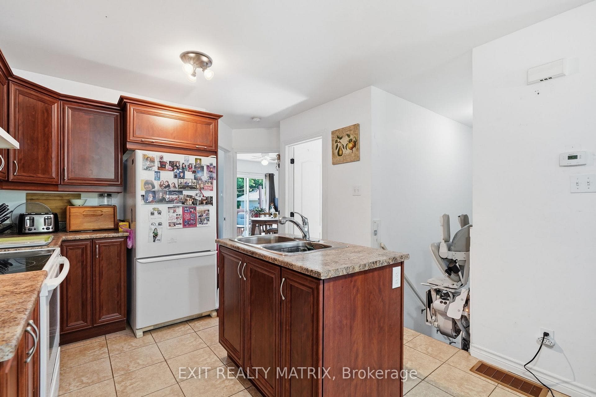 313 Nelson Street photo 10