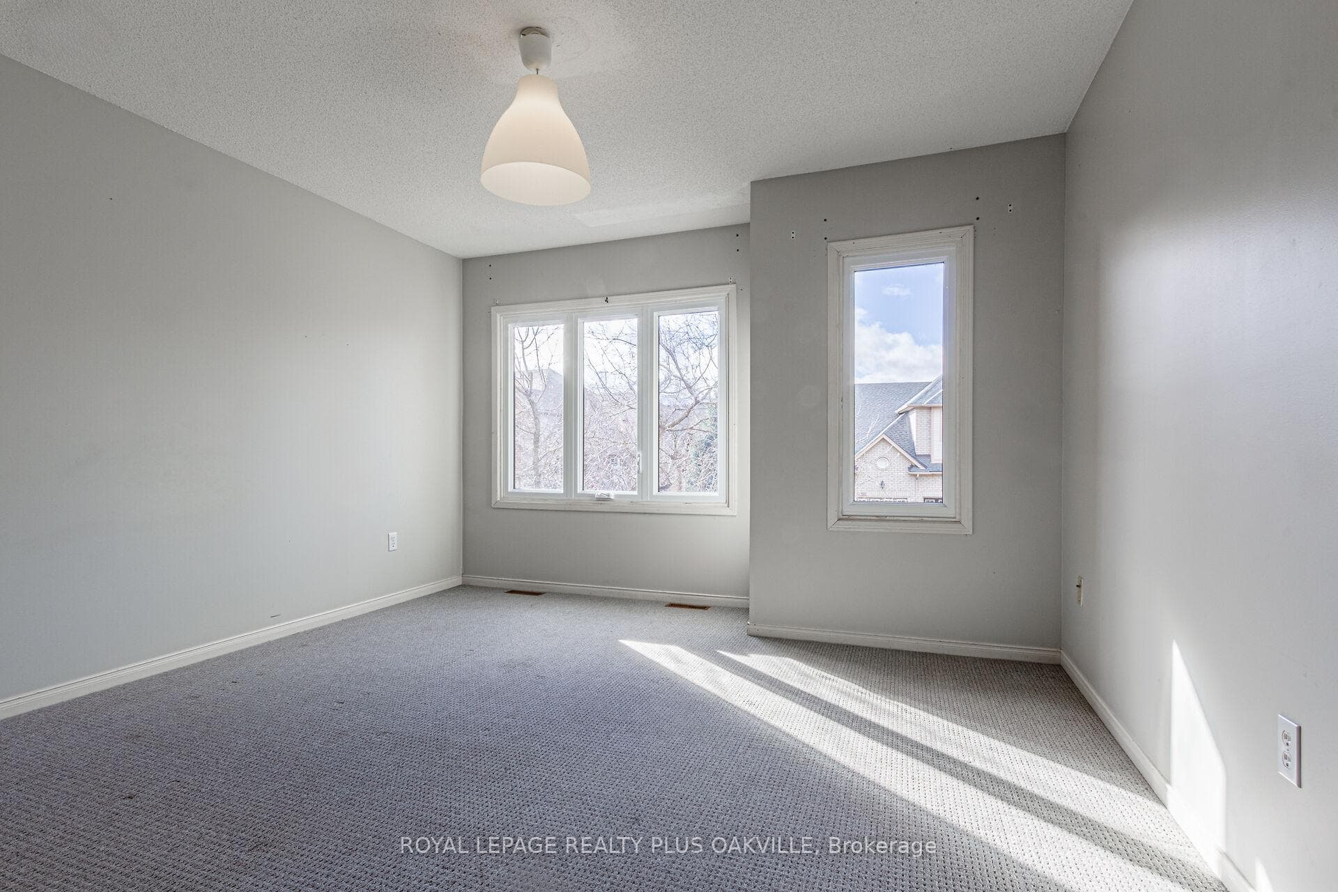2185 Oakpoint Road photo 21