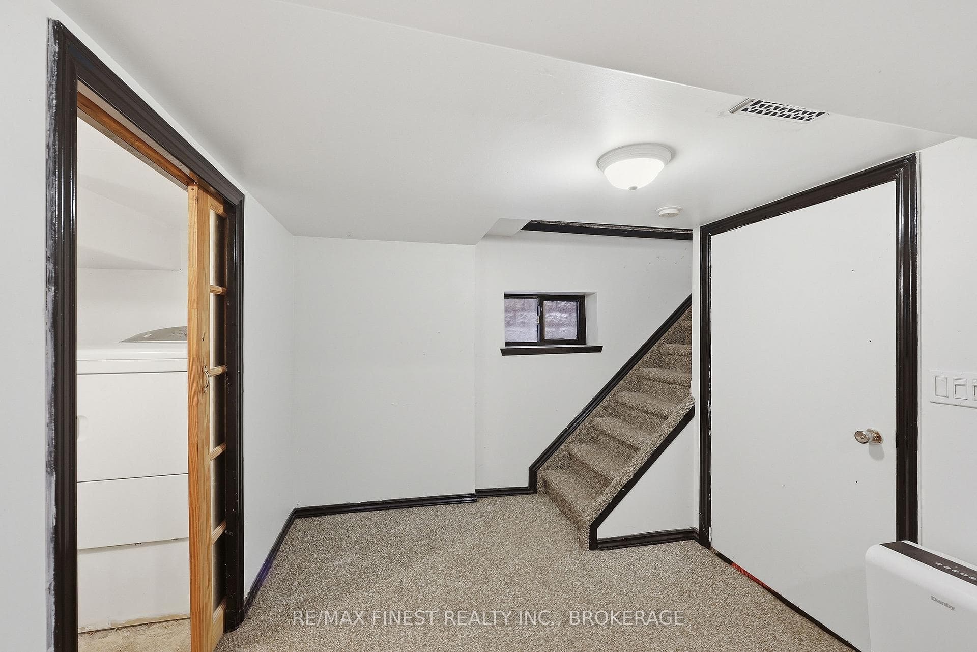 182 Montreal Street photo 33