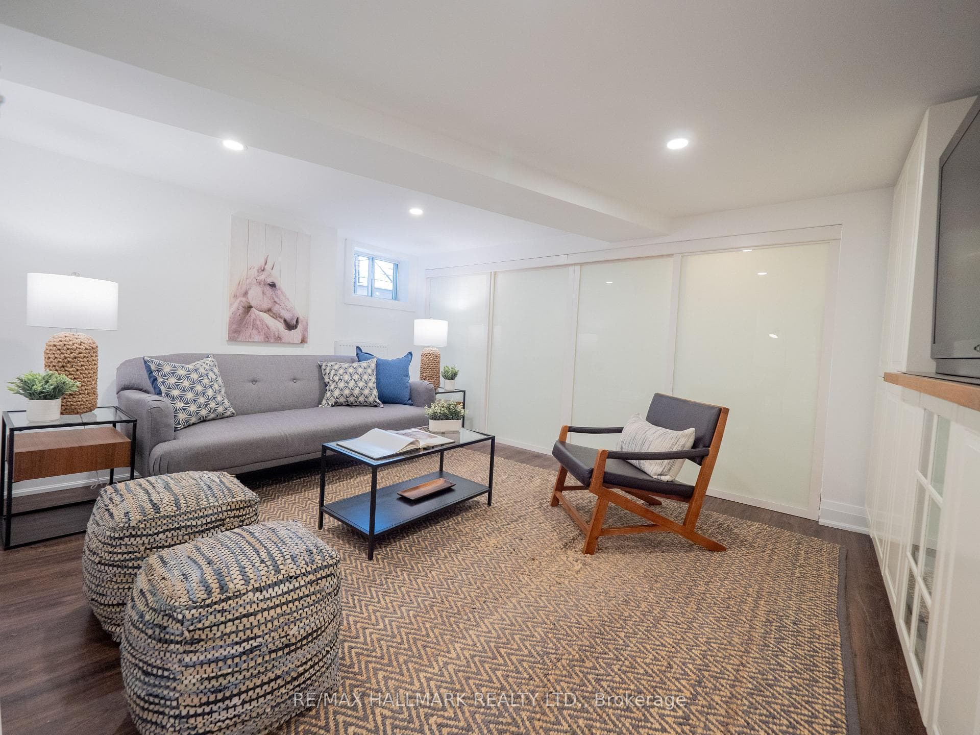 41 Roosevelt Road photo 32