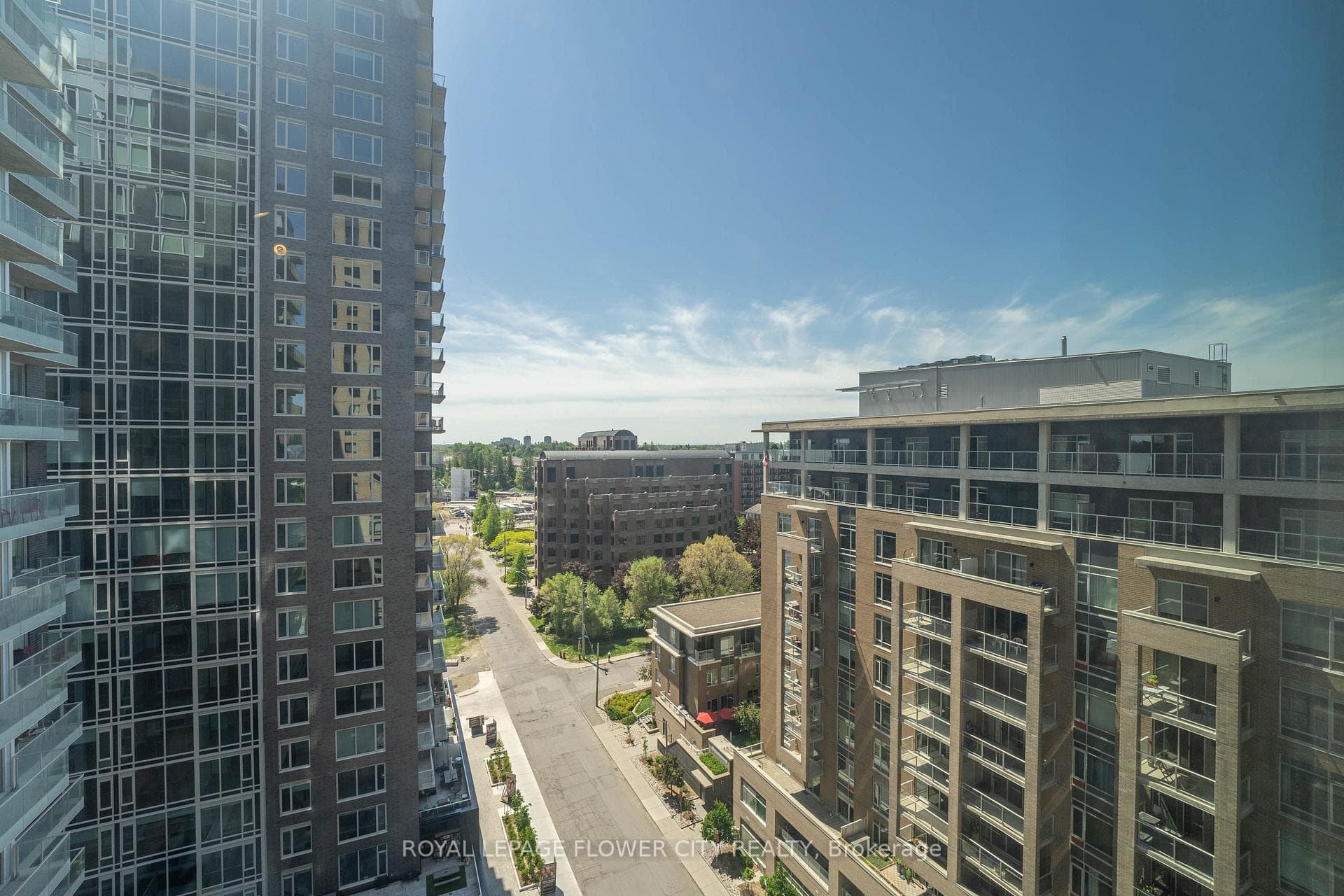105 Champagne Avenue Unit 1619 photo 31