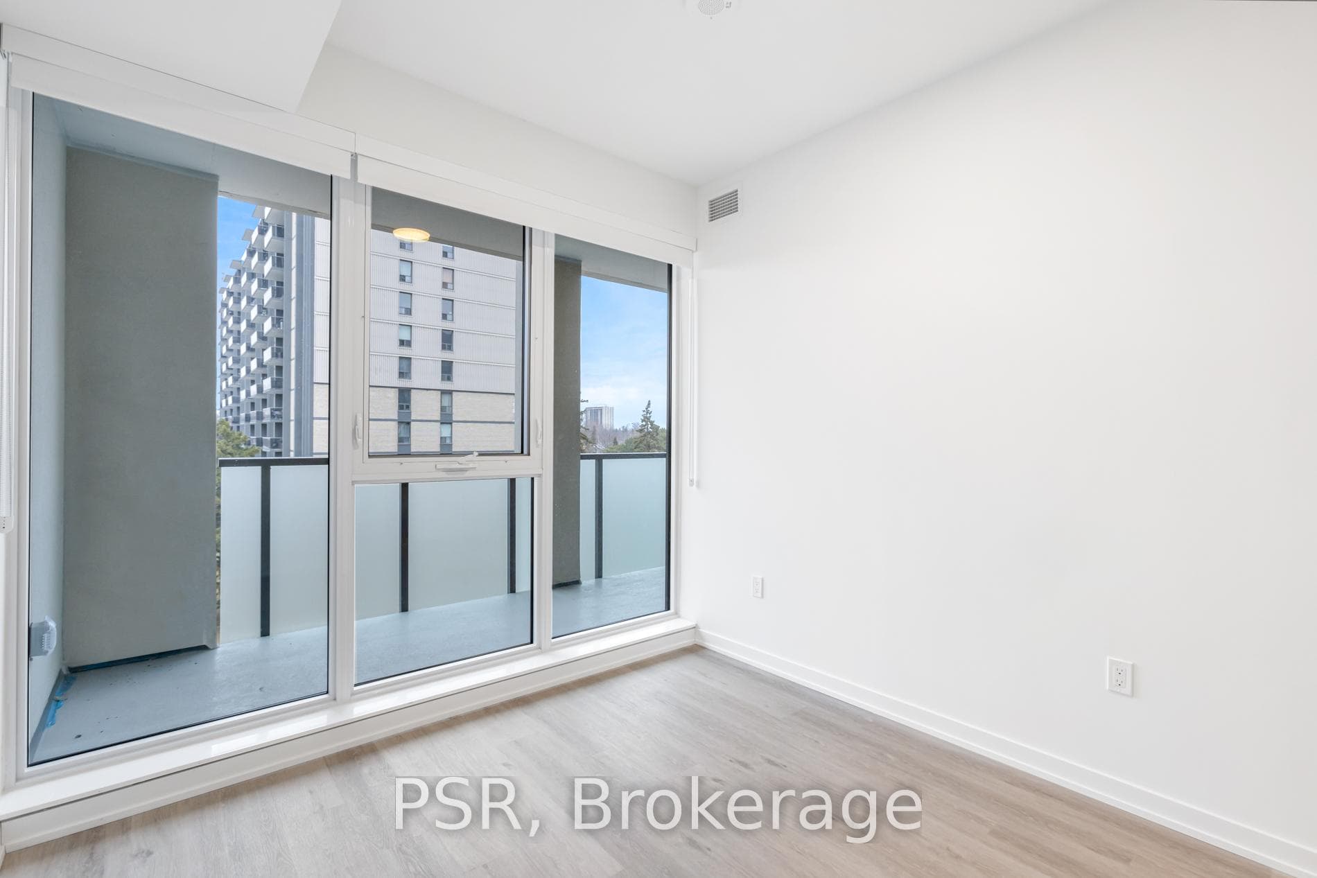 4365 Bloor Street Unit 511 photo 10