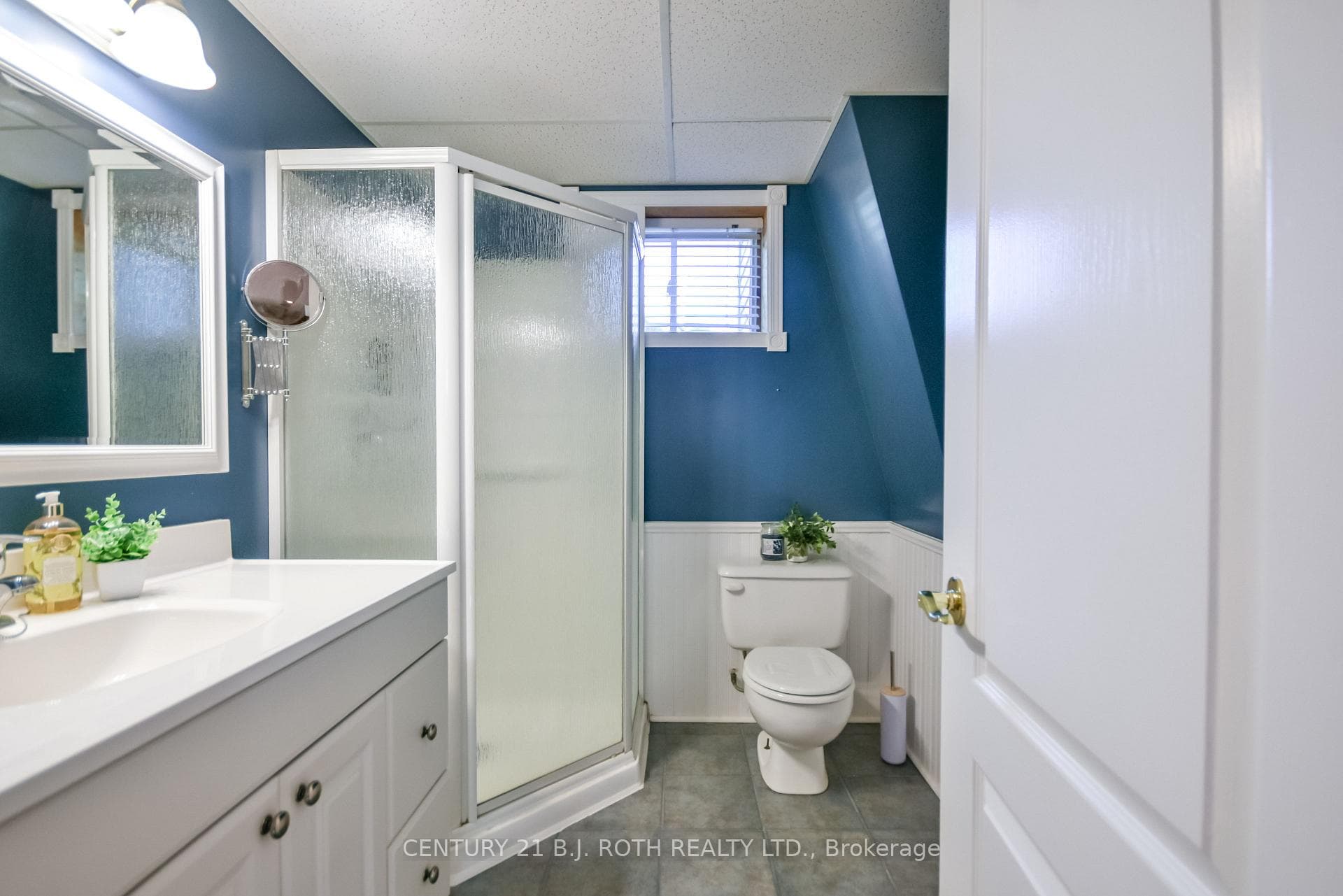 3 piece bath