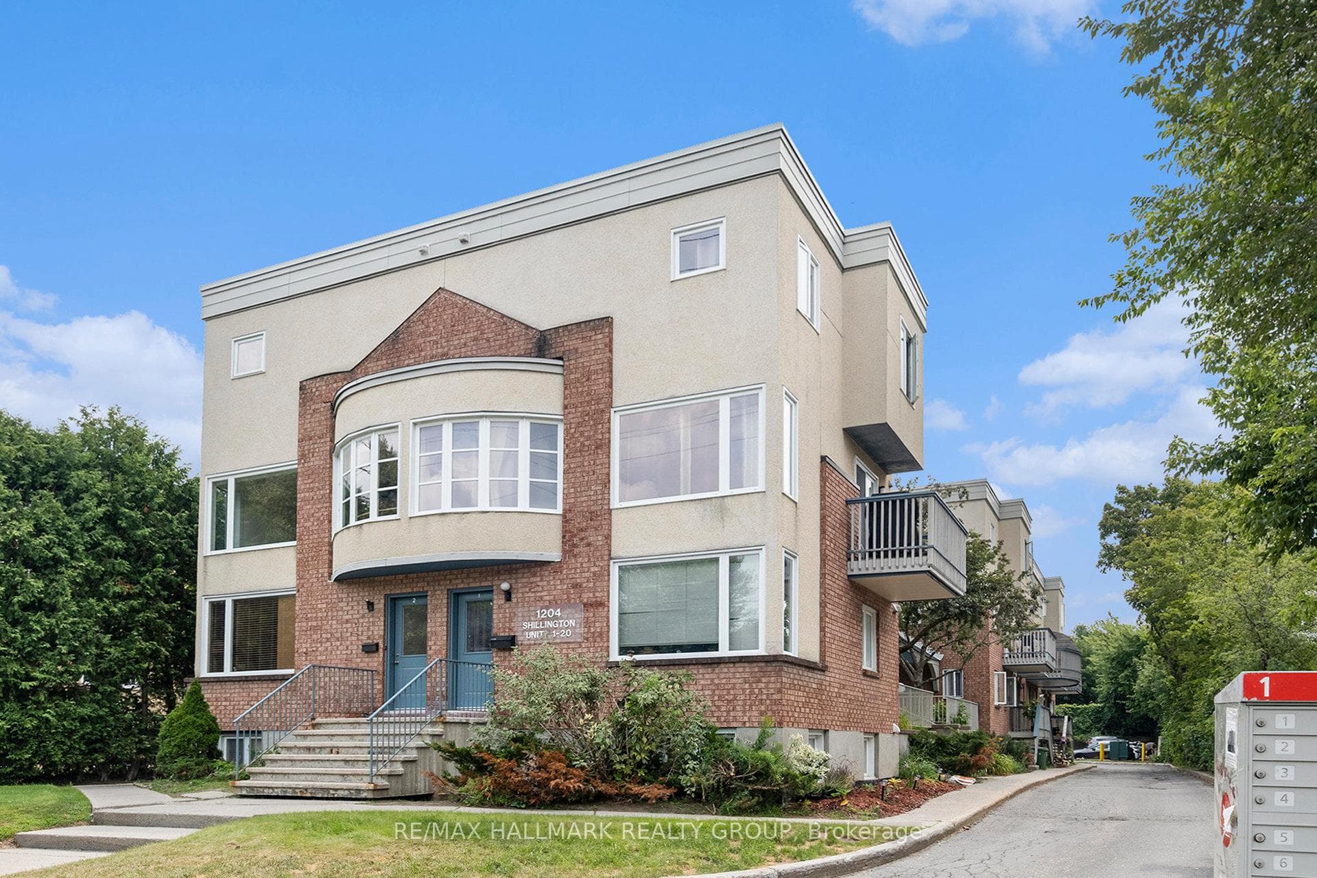 1204 Shillington Avenue Unit 15 photo 1
