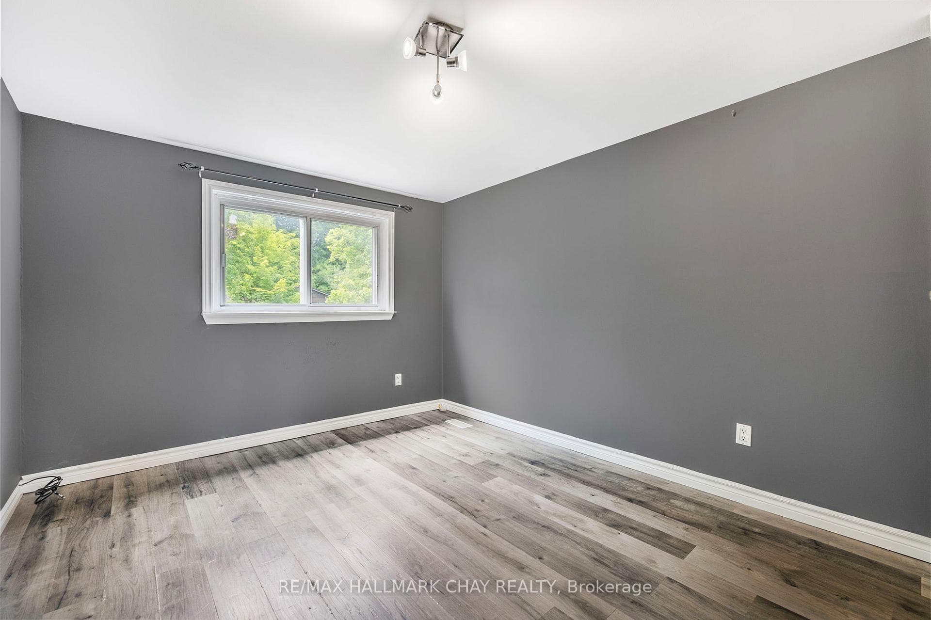 27 Virgilwood Crescent - Tall Trees in Barrie