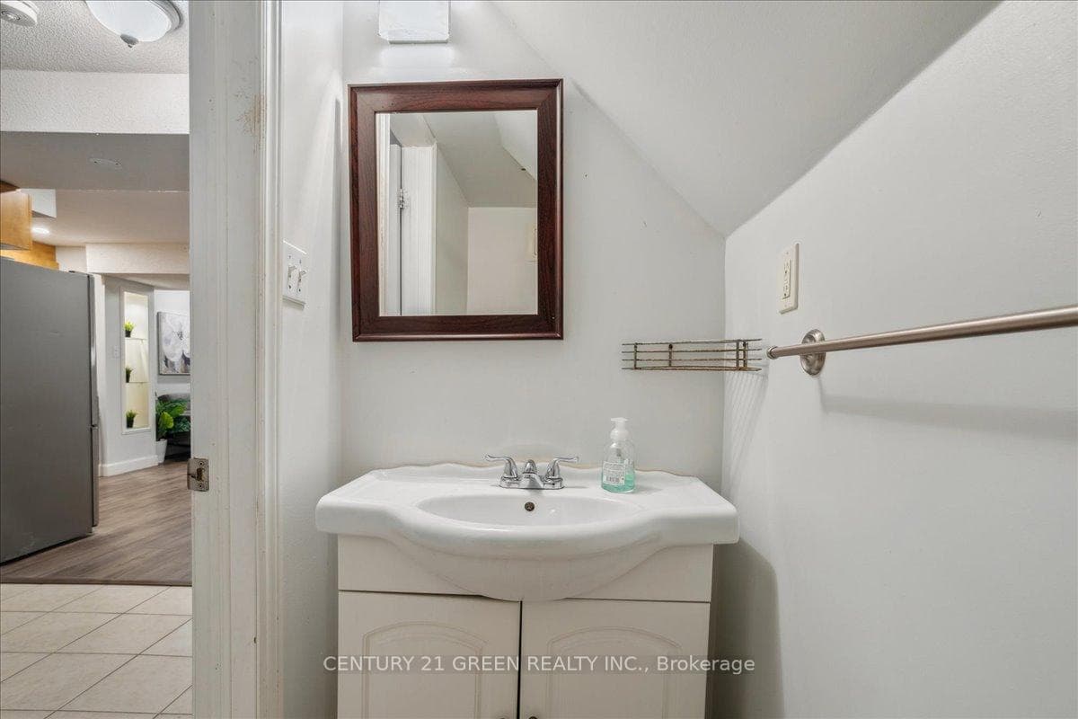 1032 Blueheron Boulevard photo 43