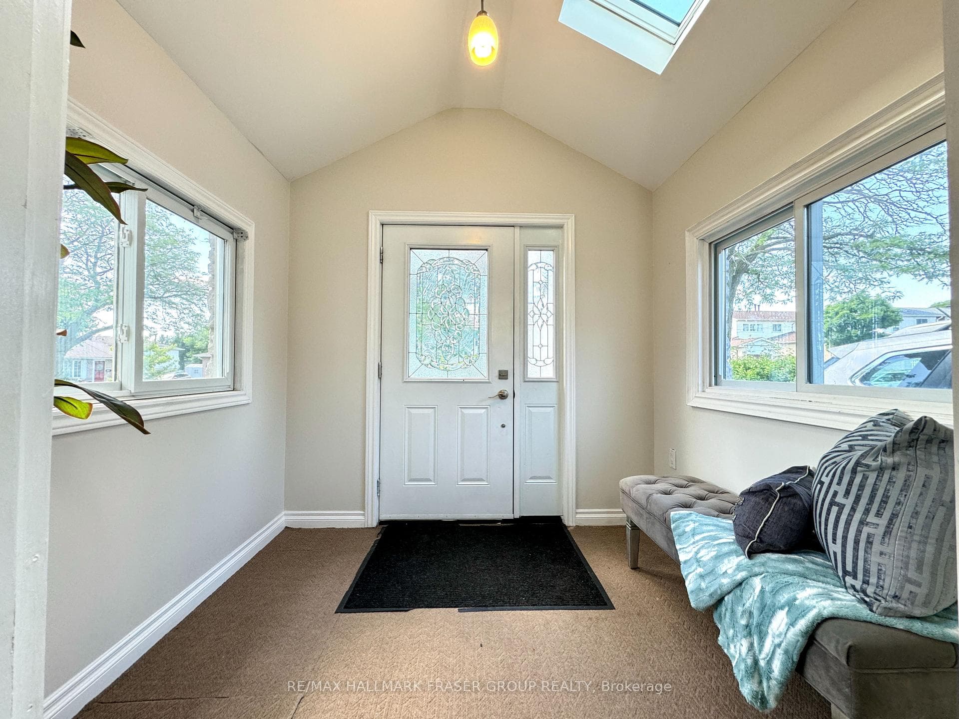 177 Horseley Hill Drive photo 2