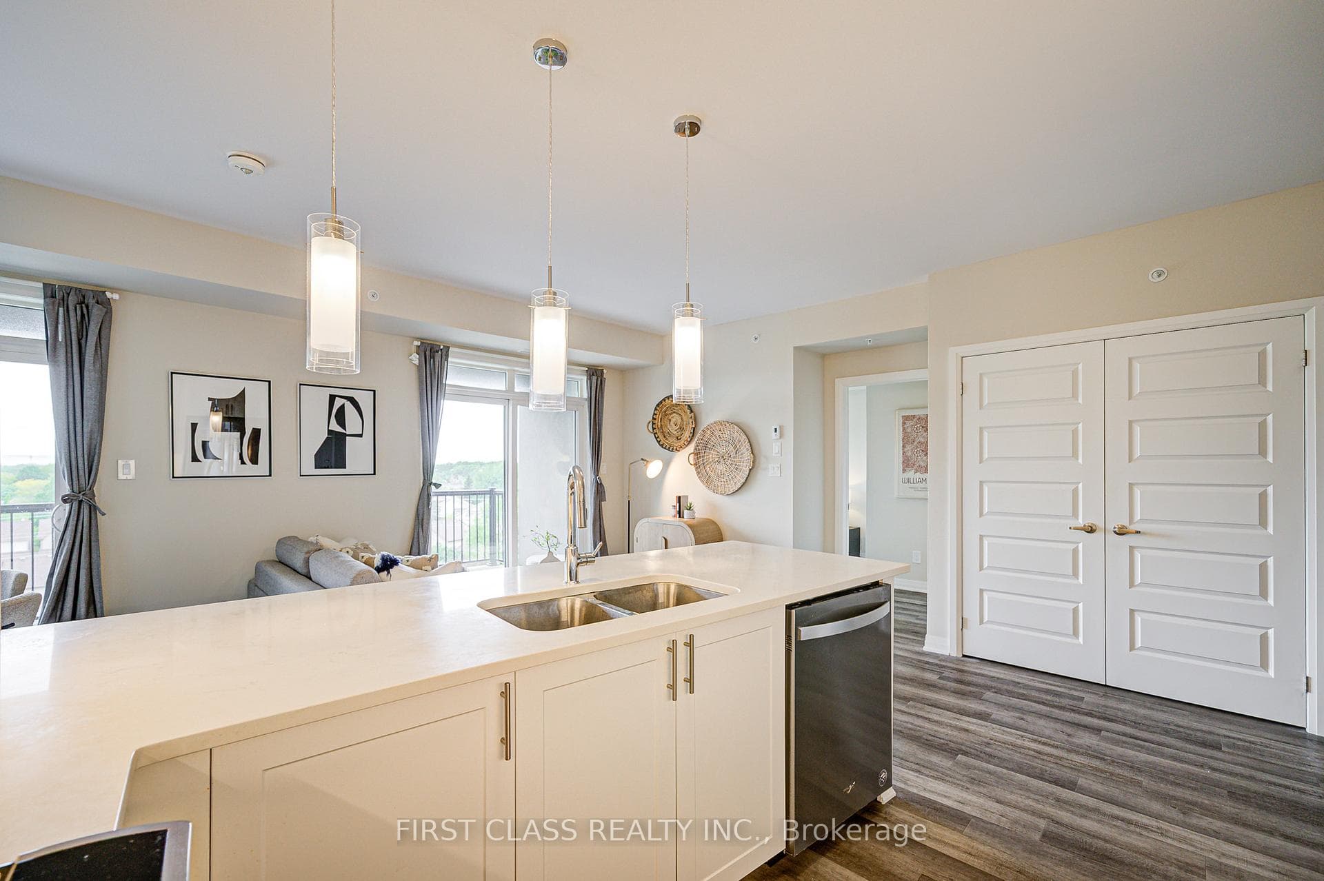 610 Farmstead Drive Unit 610 photo 19