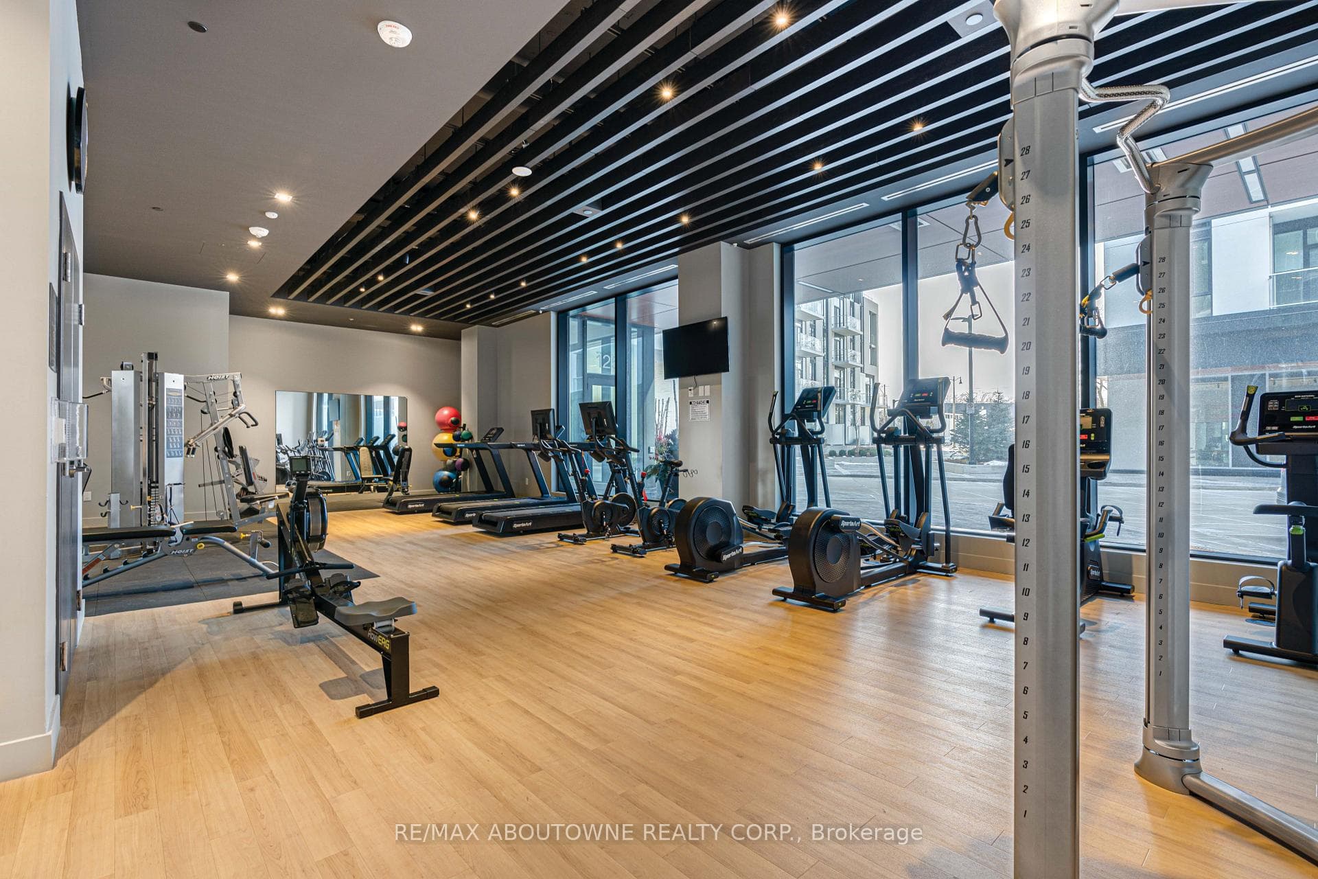 133 Bronte Road Unit B0710 photo 14