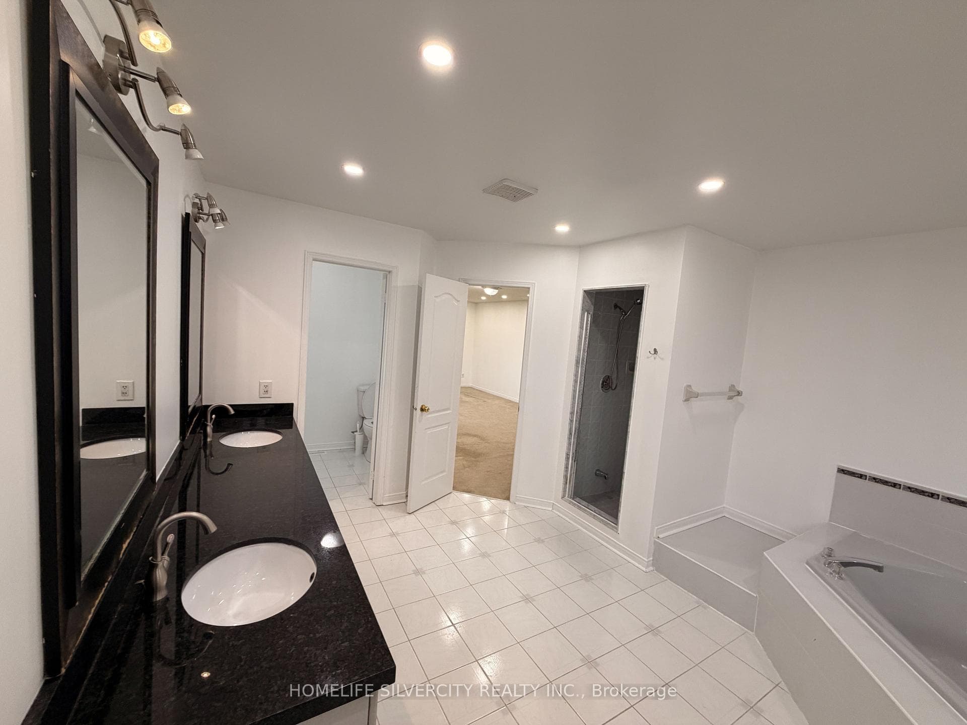 5 Blue Oak Avenue photo 22