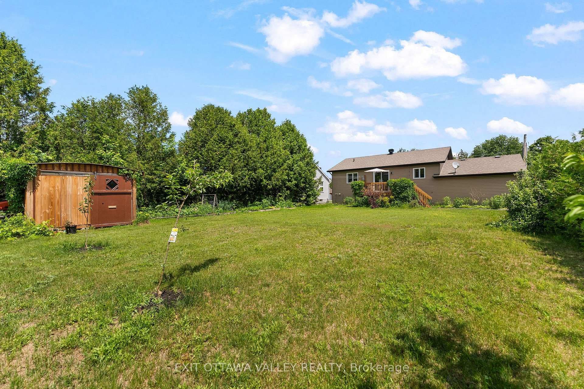 9 Minto Street photo 39