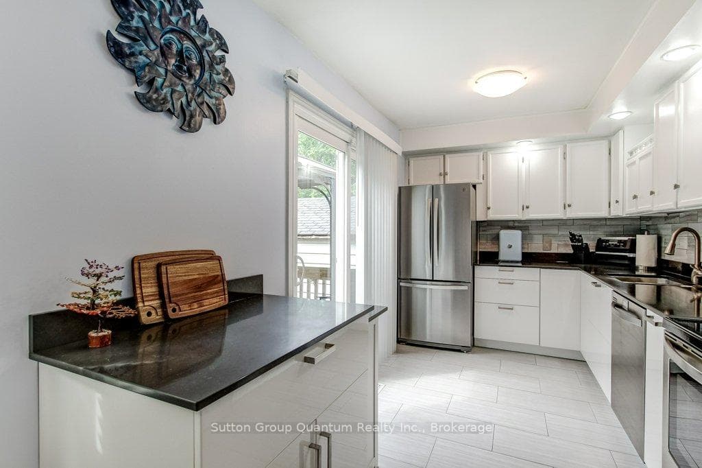234 East 27th Street photo 18