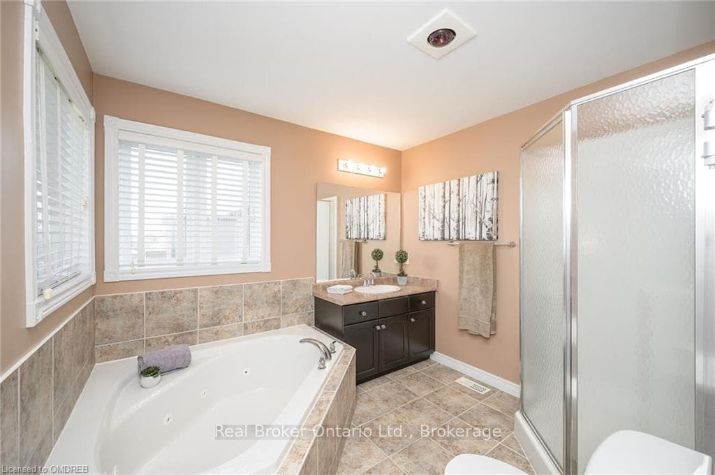 88 SUMNER CRES N/A photo 30