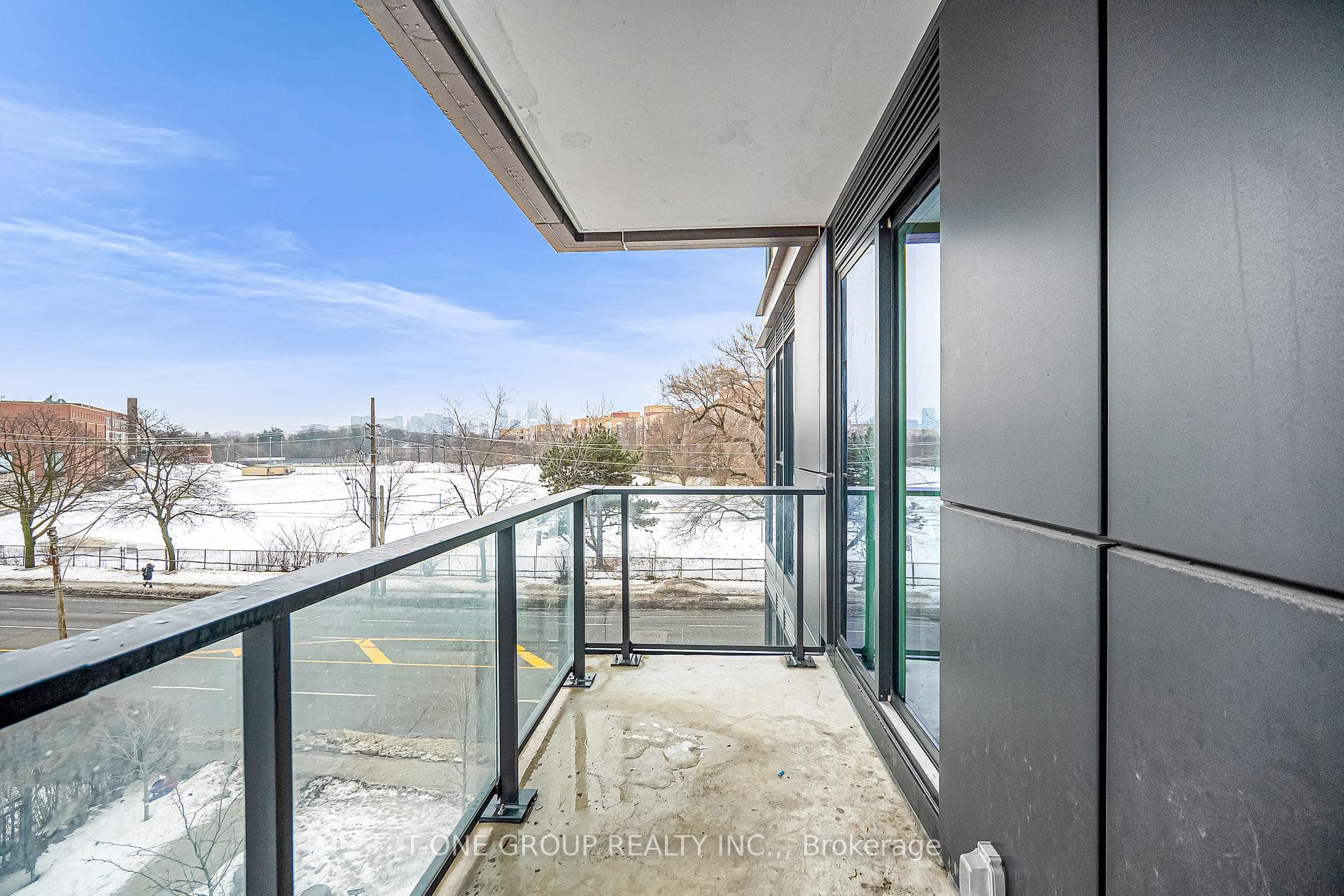 250 Lawrence Avenue Unit 309 photo 28