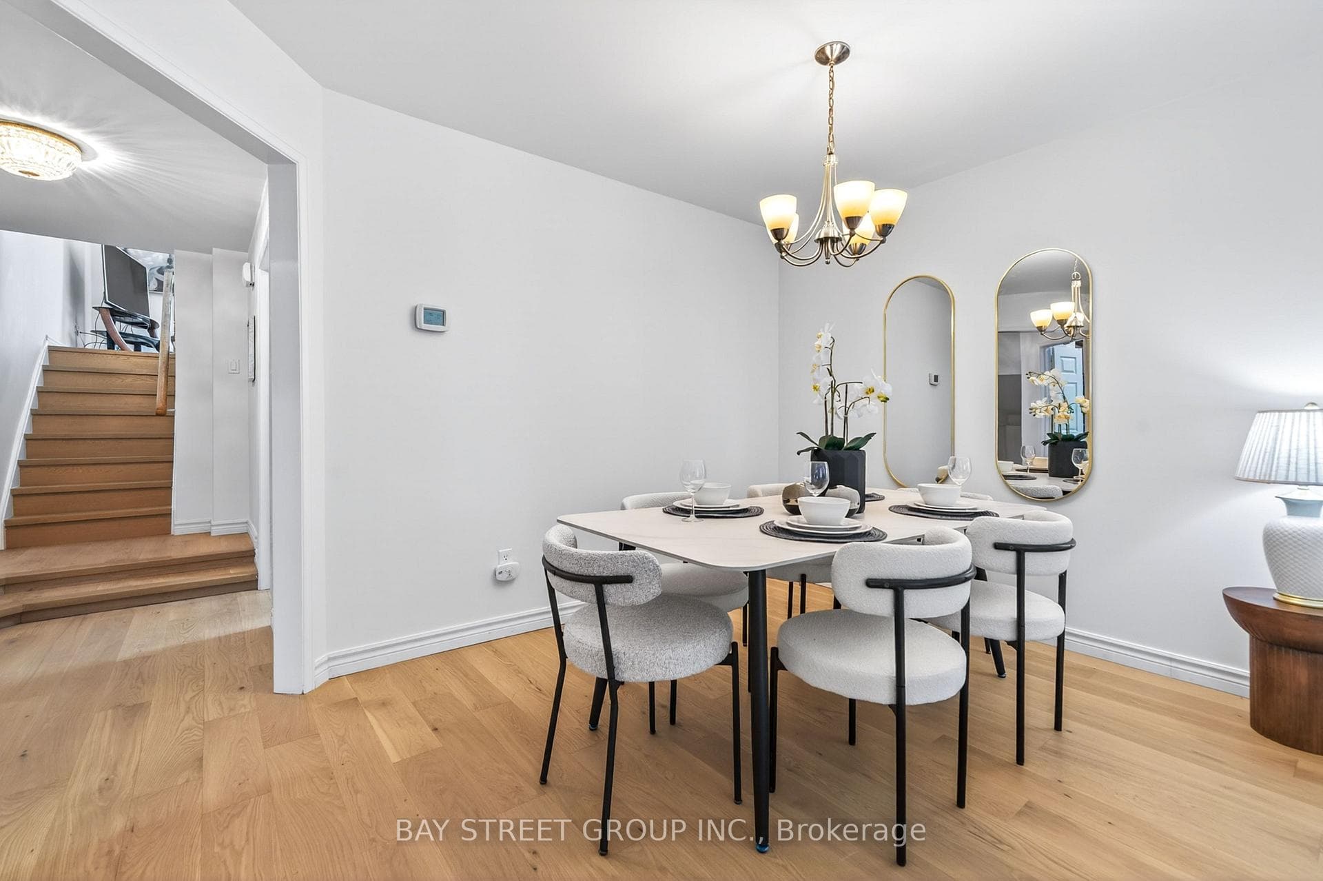 145 Sandyhook Square photo 8