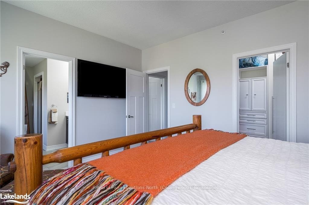 1 CHAMBERLAIN Crescent Unit 309 photo 22