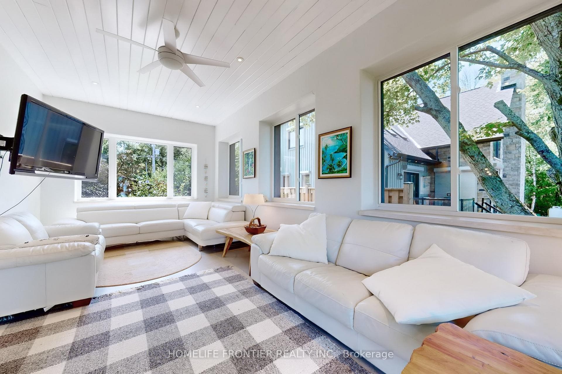 44 Irving Drive photo 15