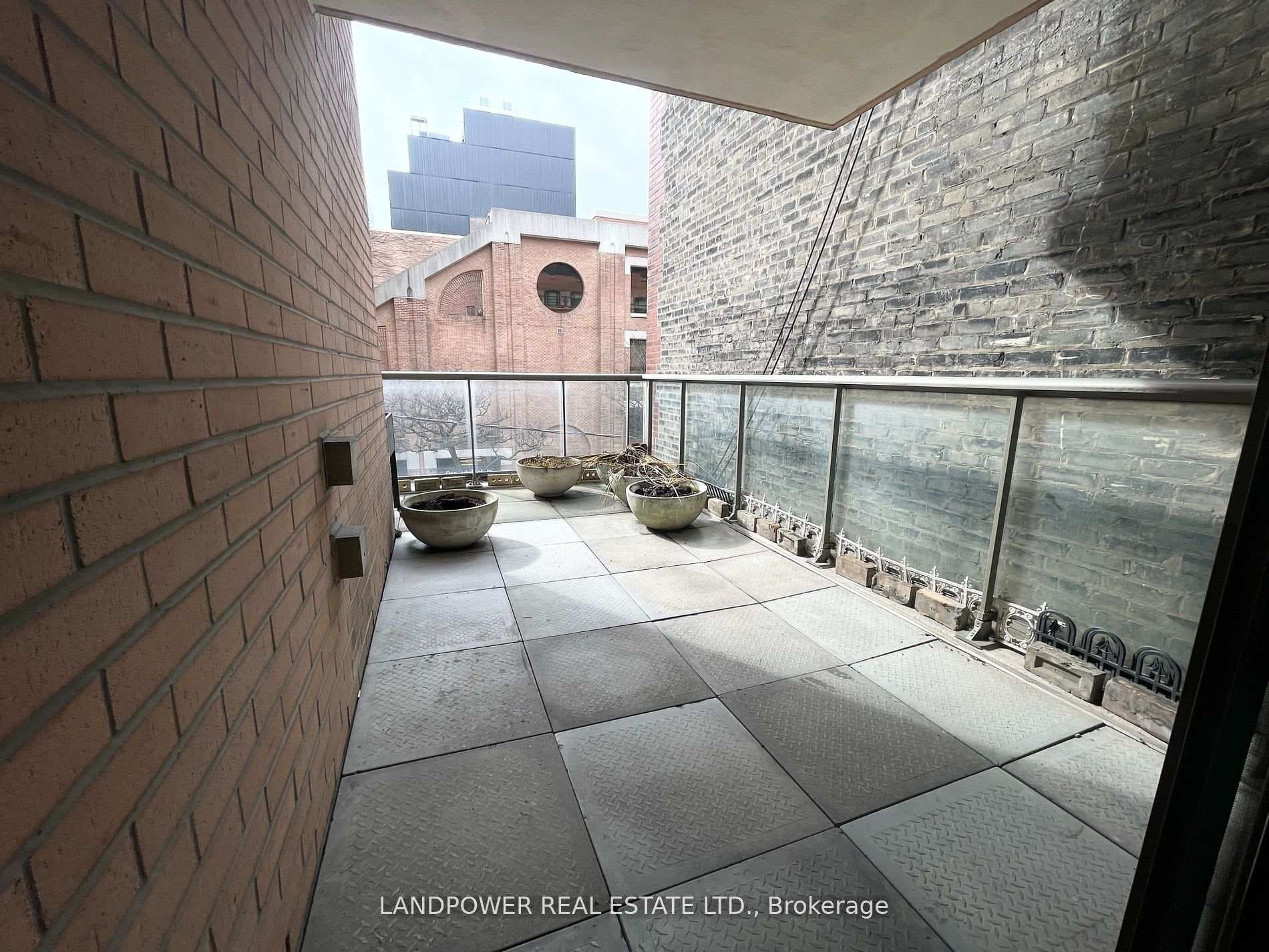 159 Frederick Street Unit 301 photo 29