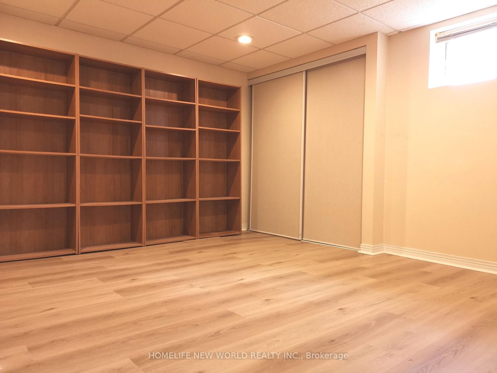 158 Wincott Drive photo 24