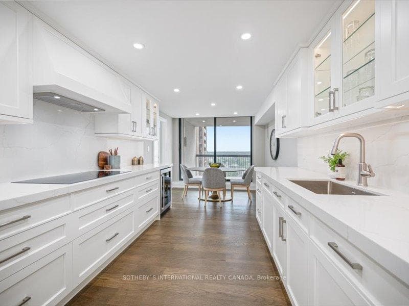 2180 Marine Drive Unit 1507 photo 14