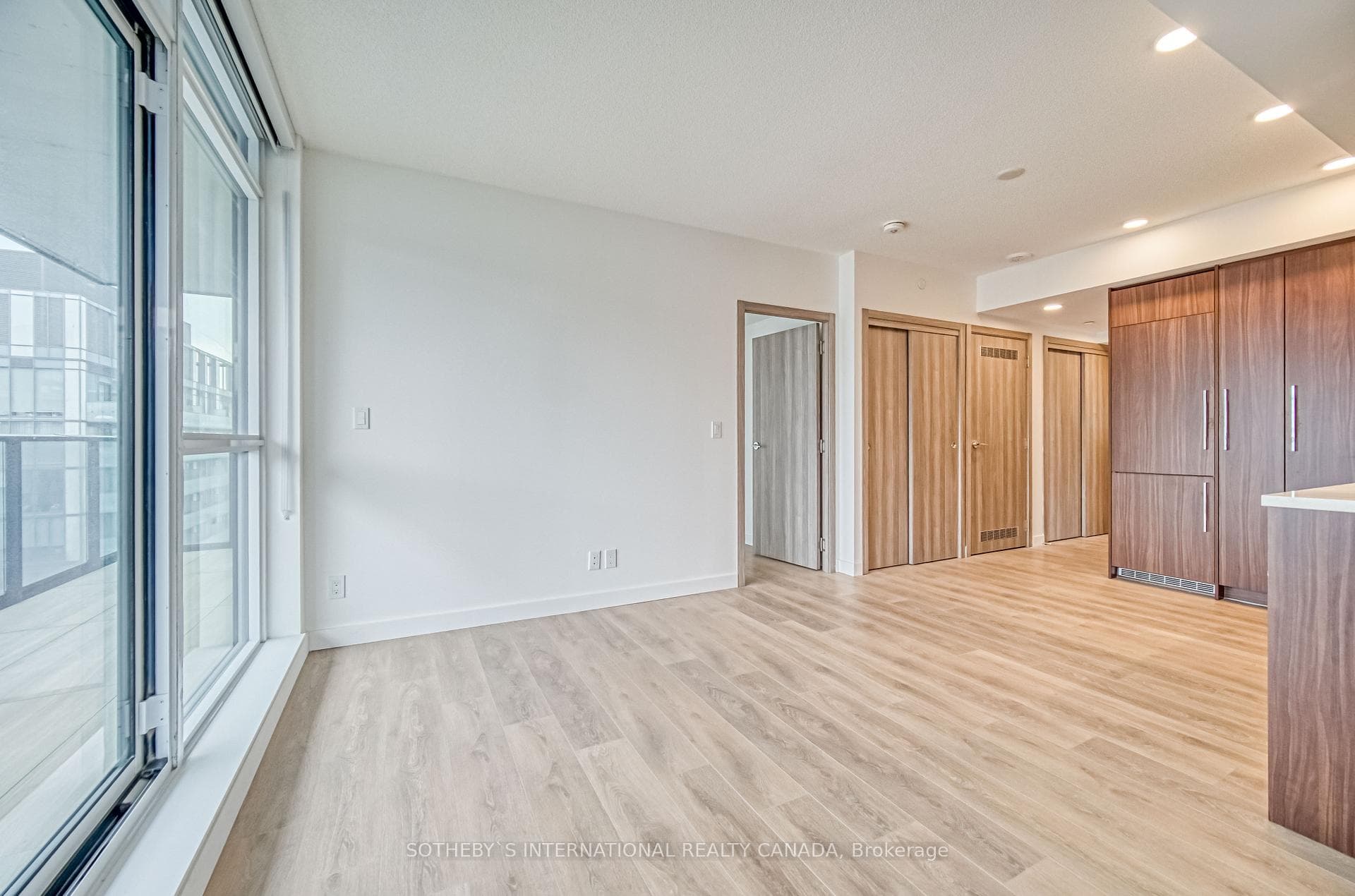 38 Widmer Street Unit 4806 photo 14