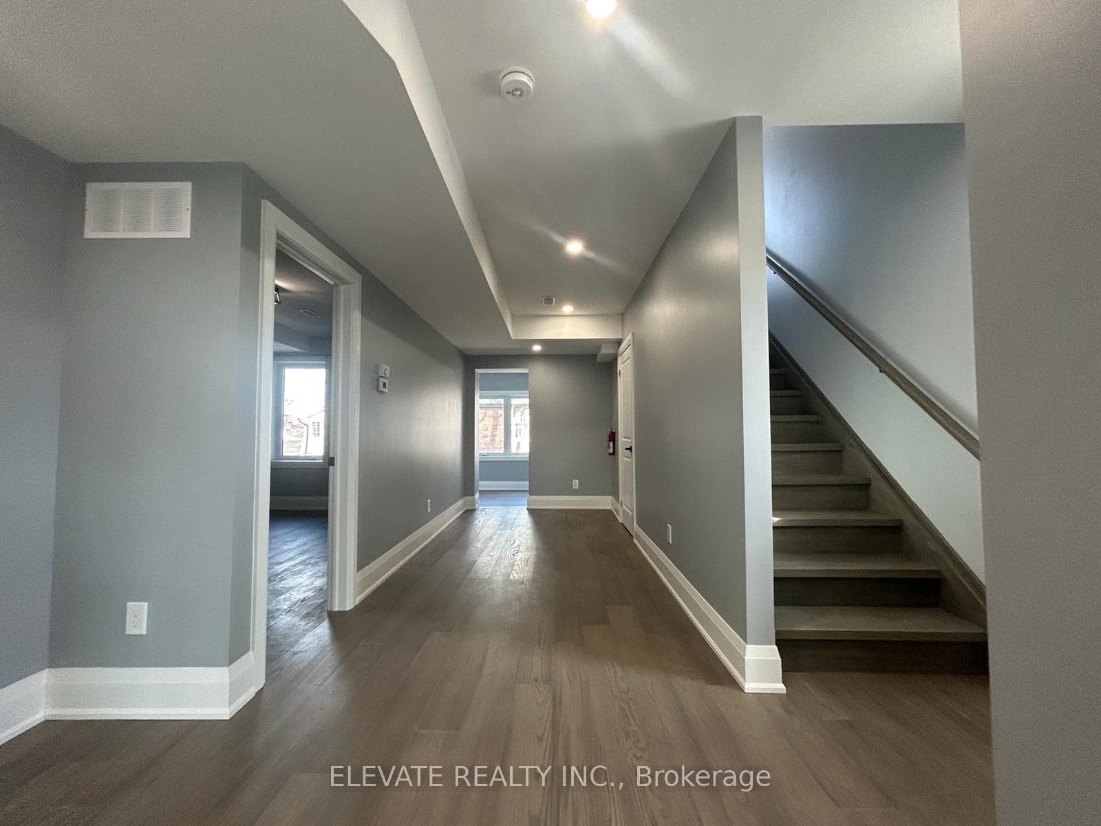 25 Dorval Road Unit 2 photo 23