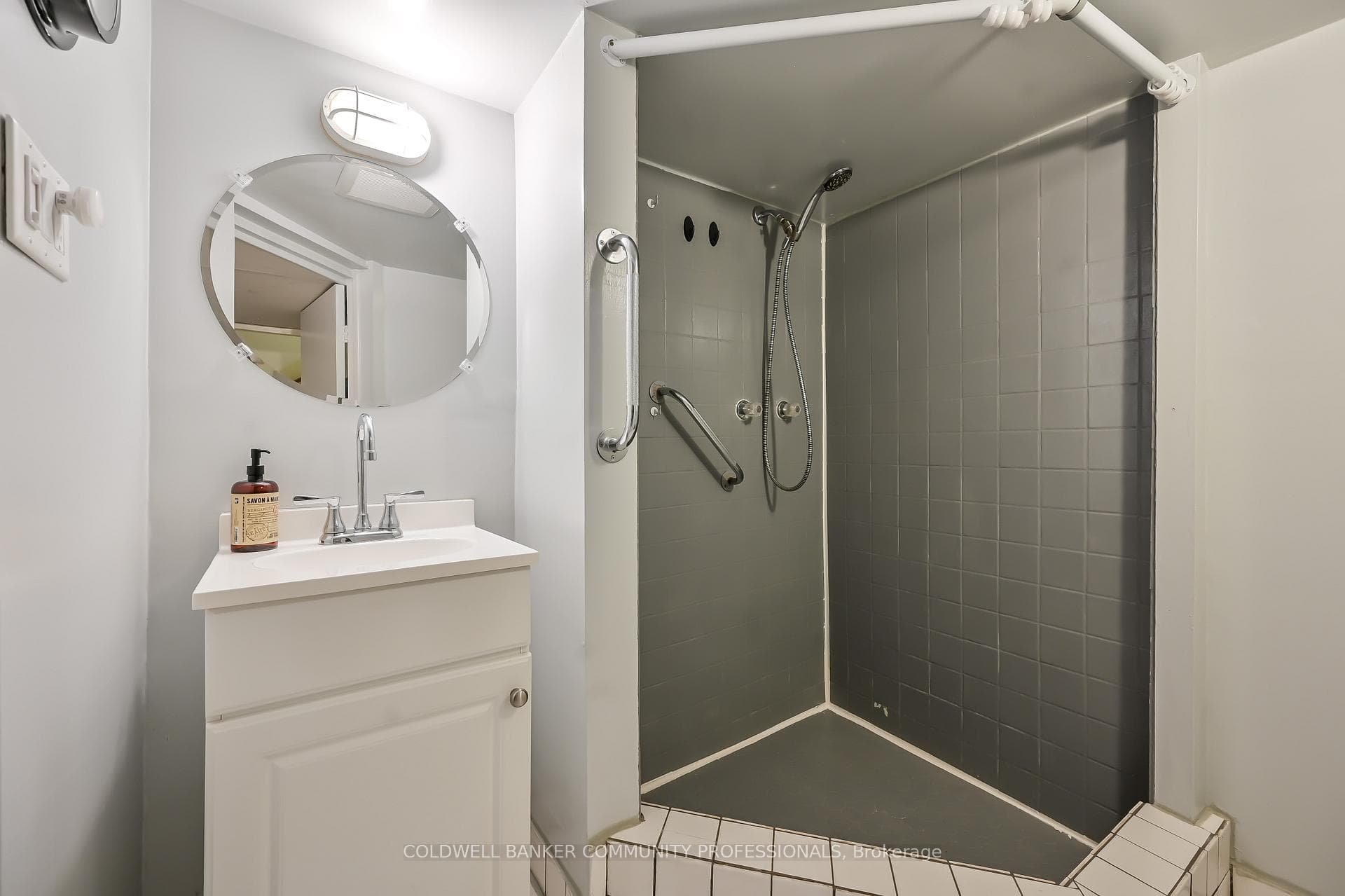 99 Barnesdale Avenue photo 26