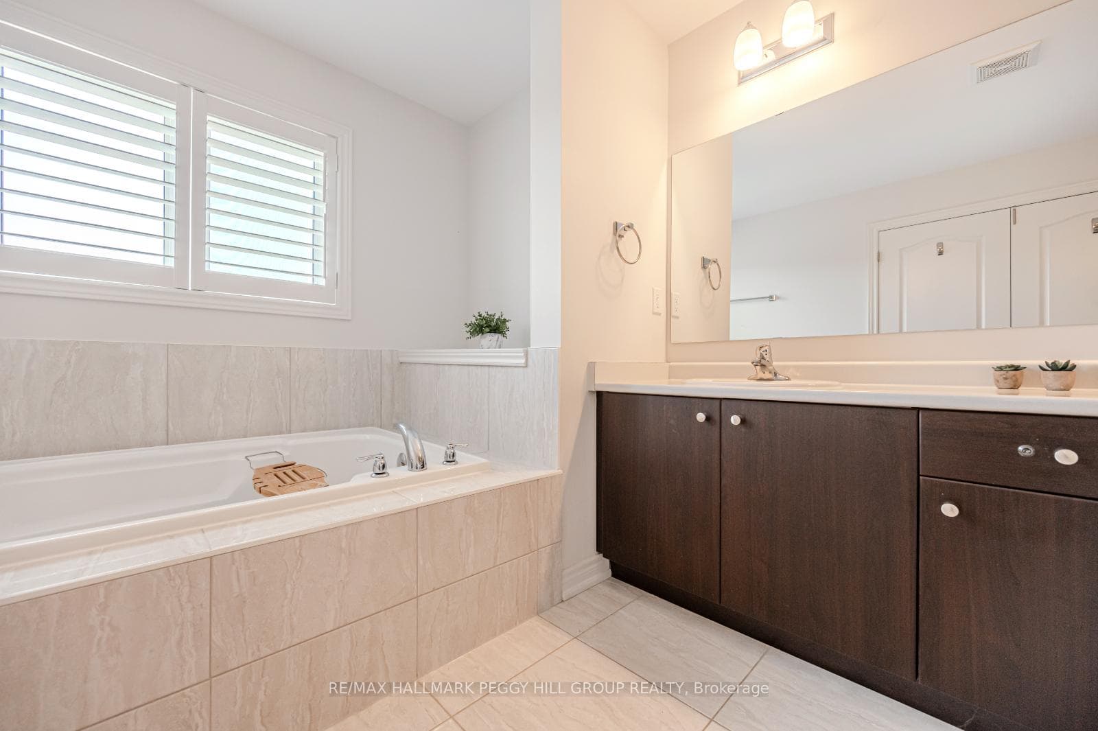 166 Trail Boulevard photo 15