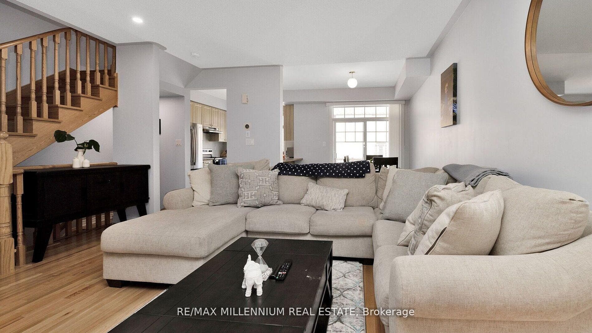 16 Haymarket Drive photo 13