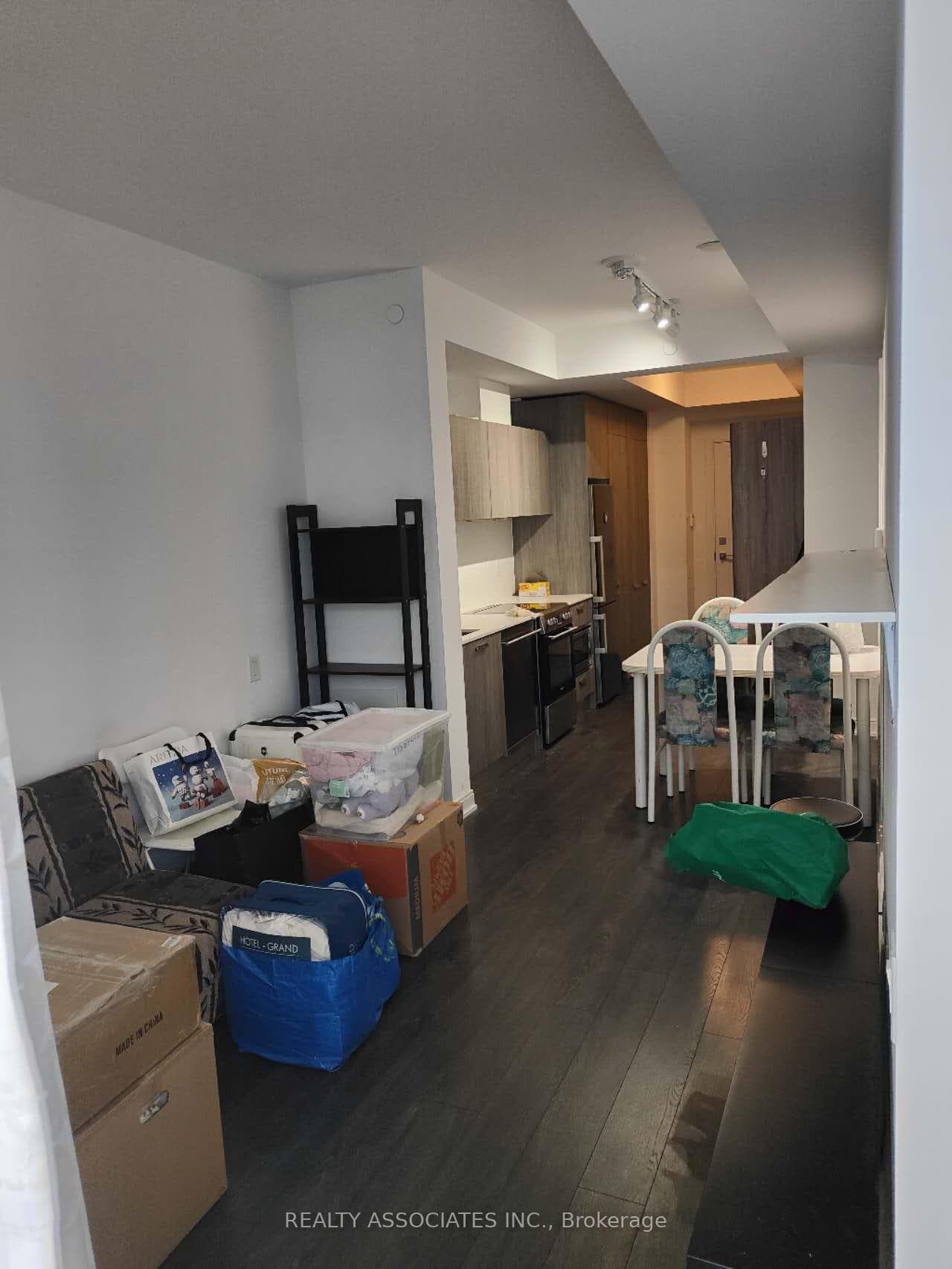 50 Charles Street Unit 1408 photo 5