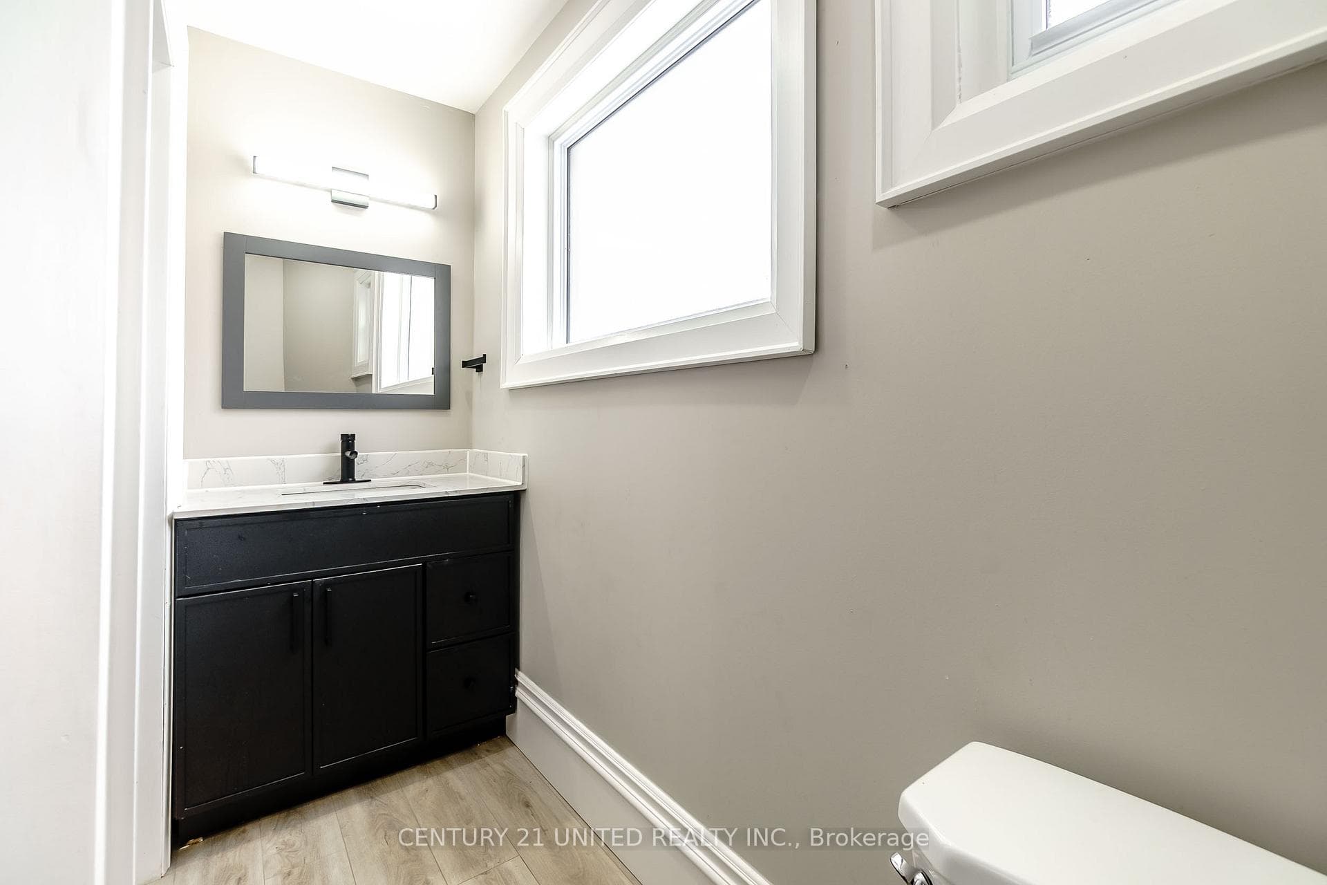 218 Park Street photo 19