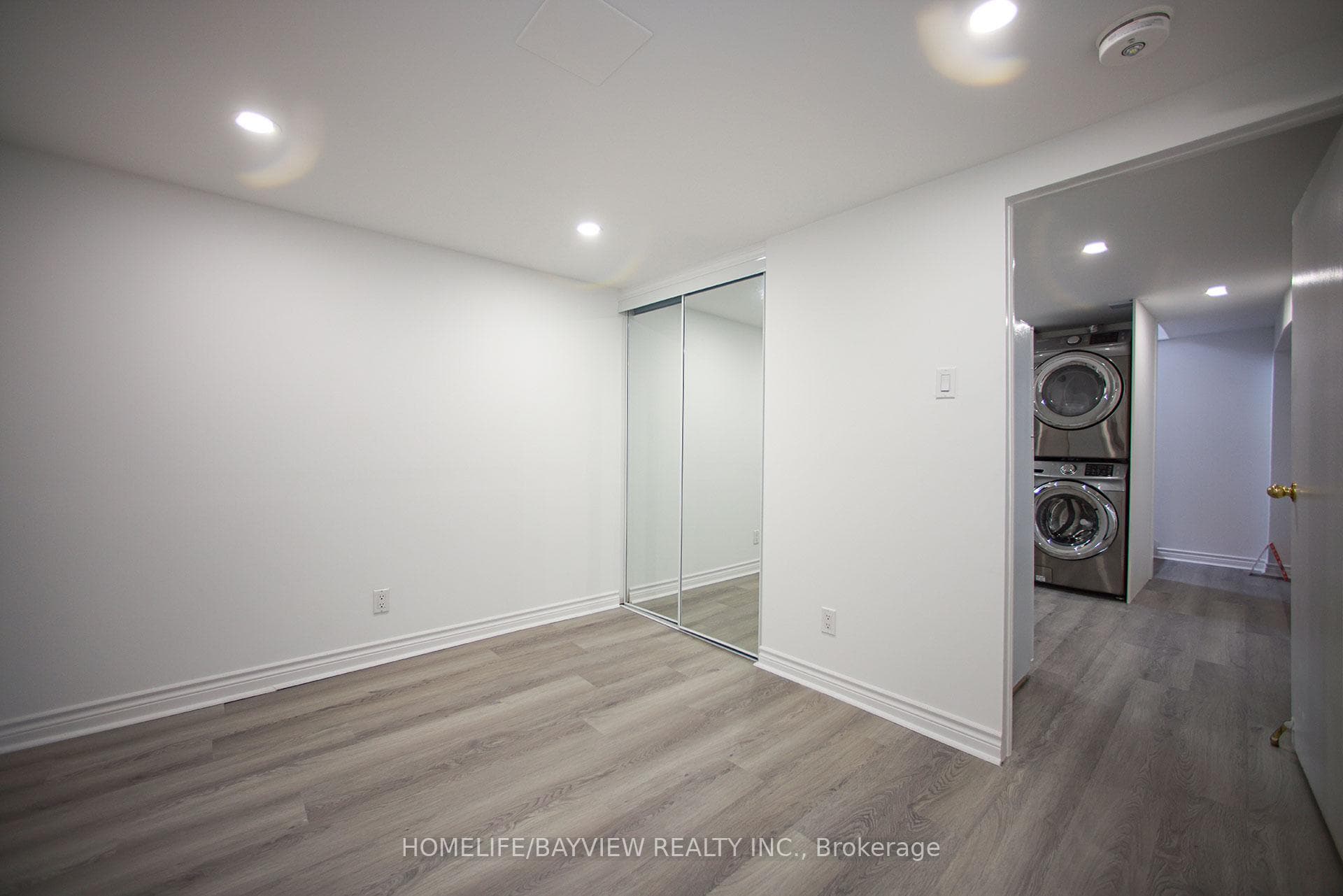 63 Newbury Drive Unit Bsmt photo 12