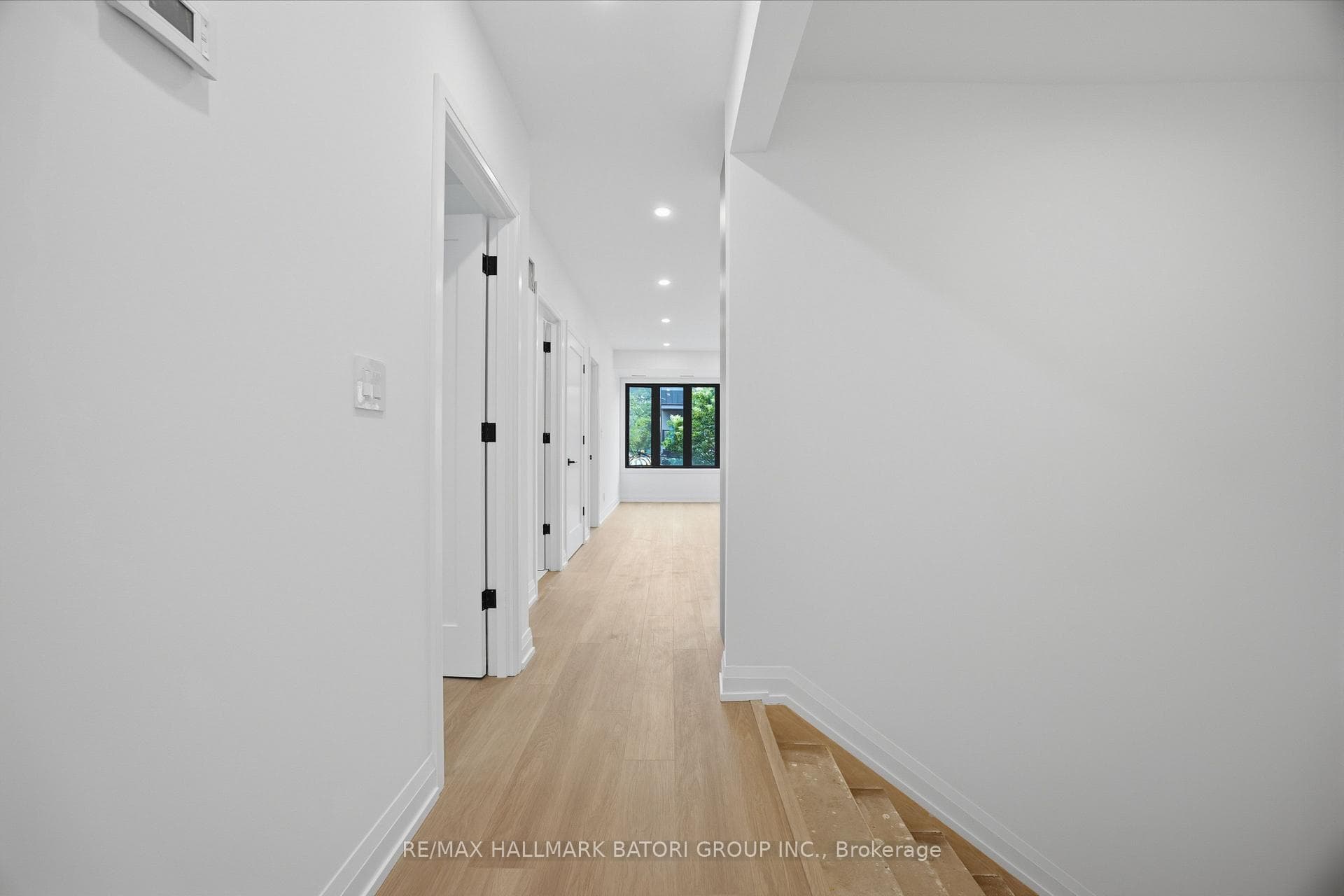56 Camberwell Road Unit 3 photo 3