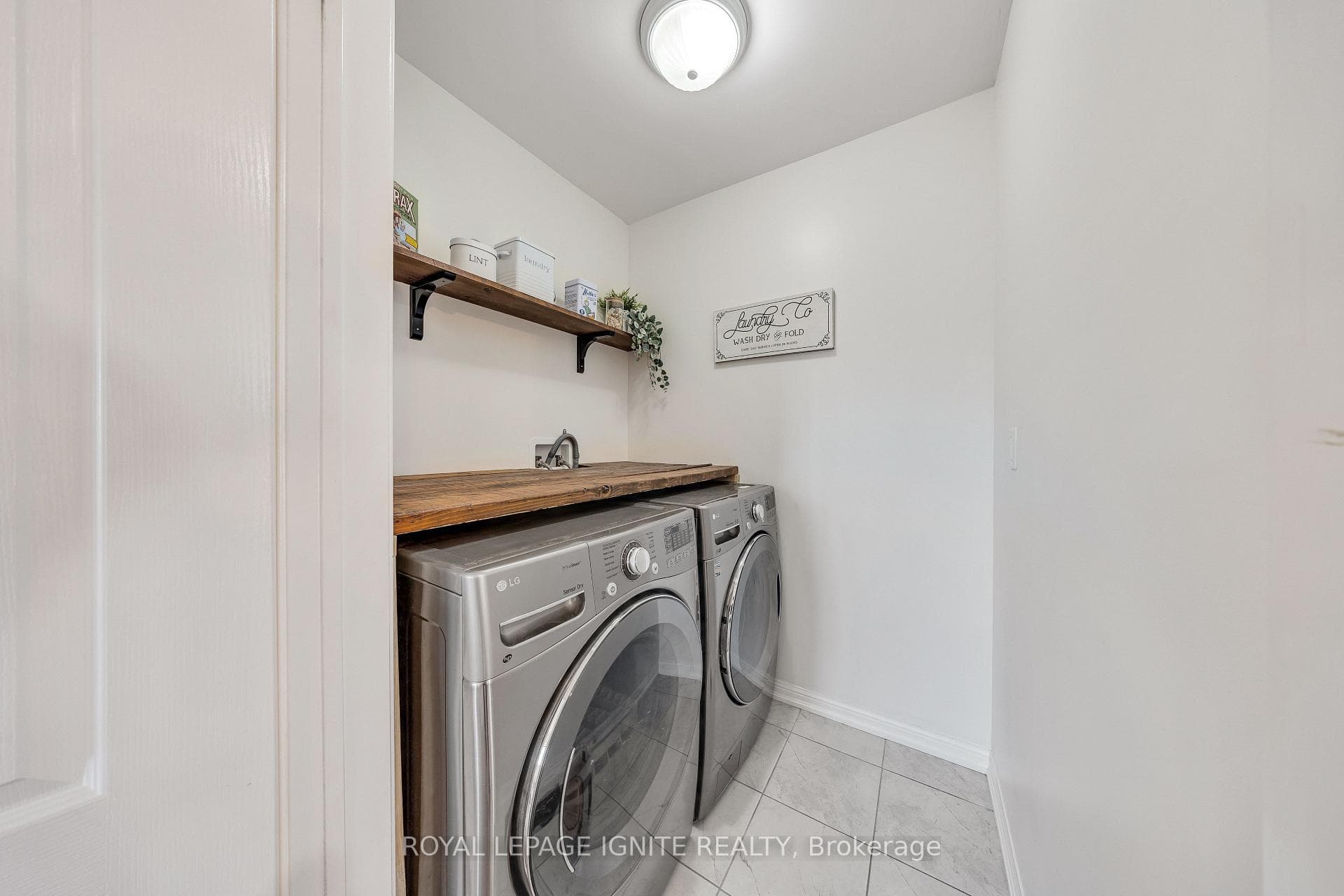 34 Hurst Drive photo 25