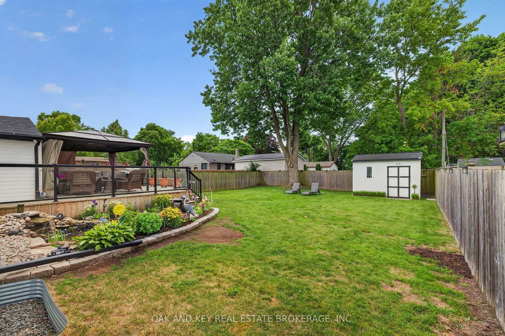 323 Clarke Road photo 36